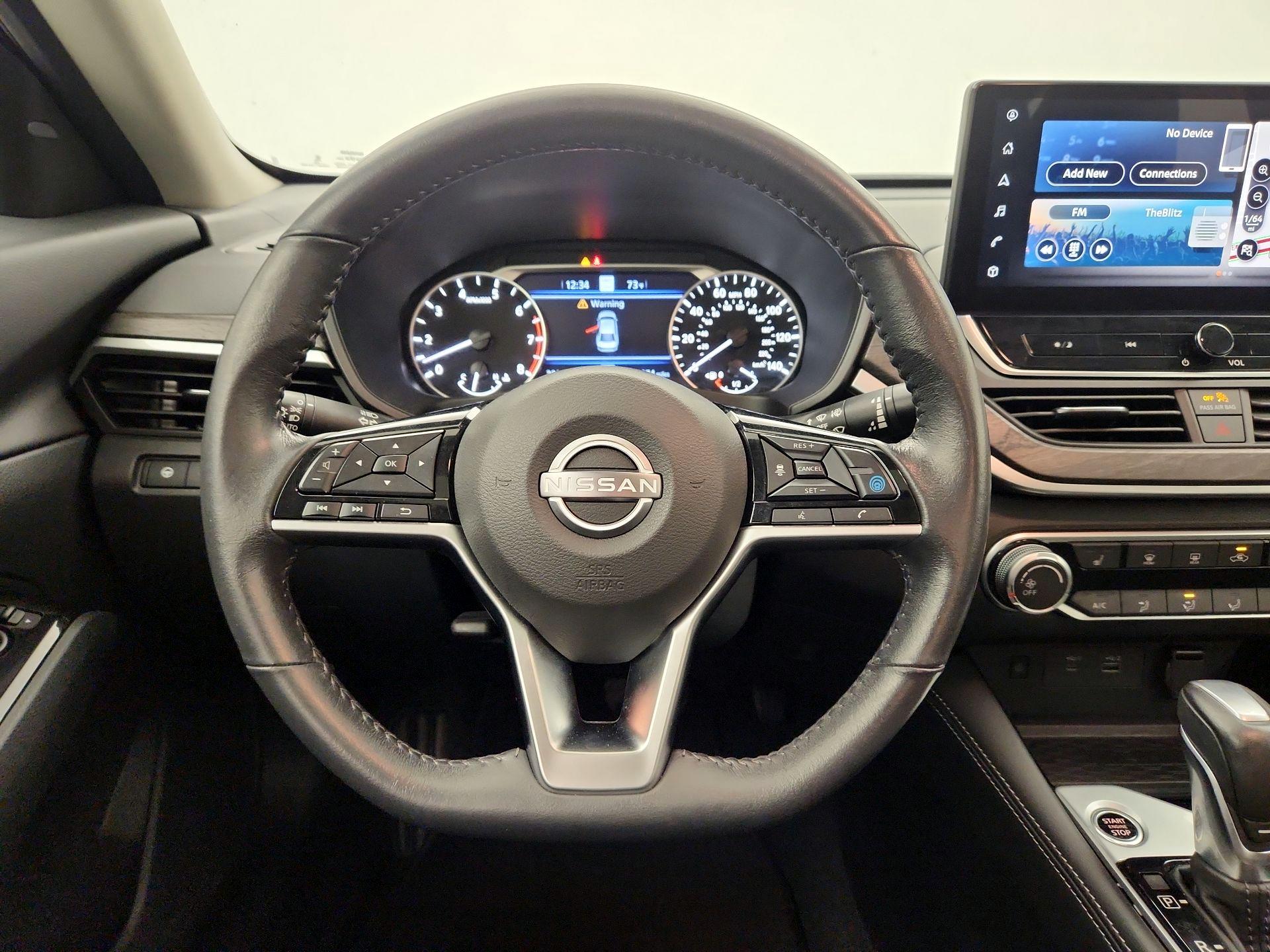 Thumbnail: 2023 Nissan Altima - 10