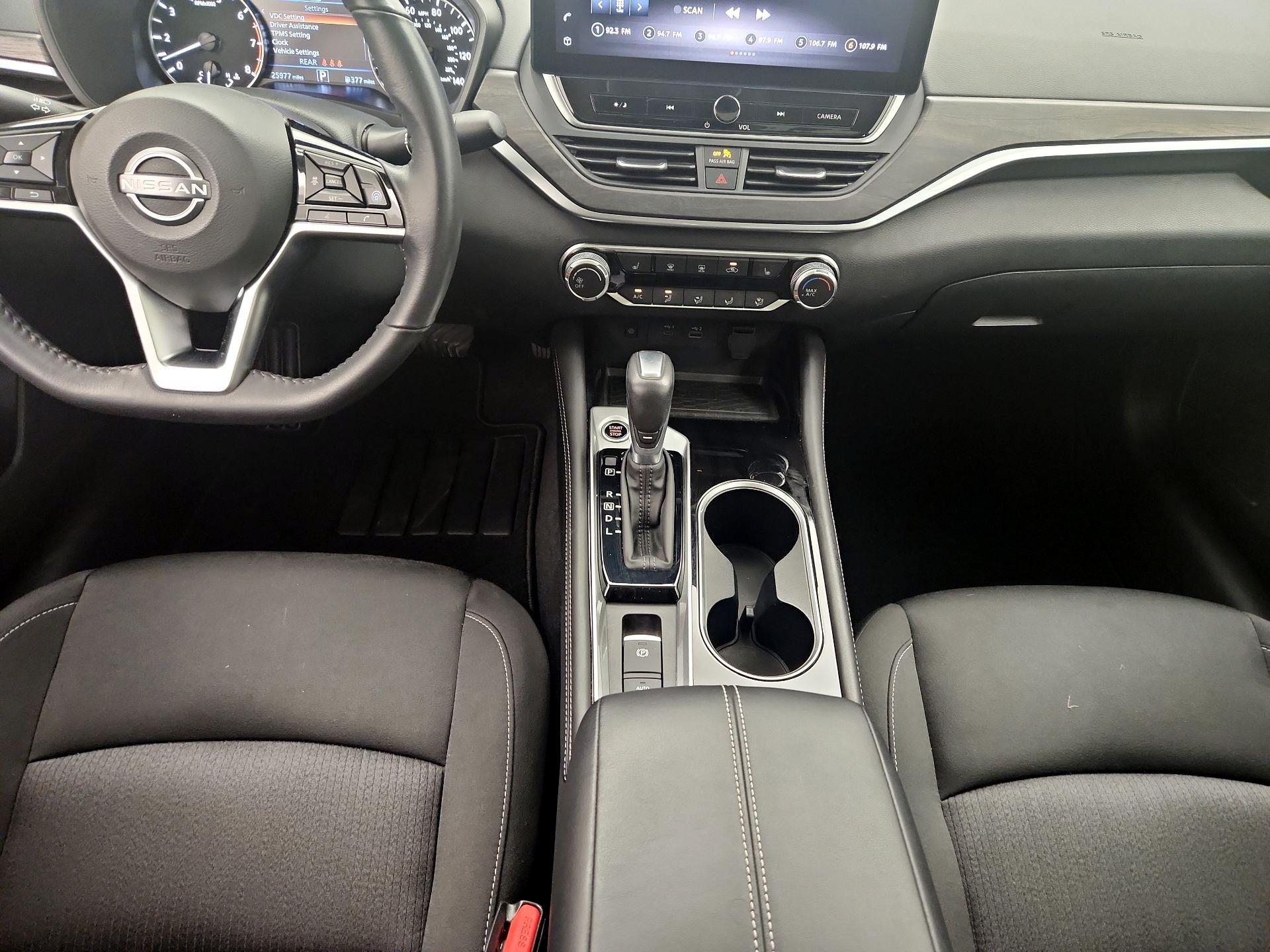 Thumbnail: 2023 Nissan Altima - 9
