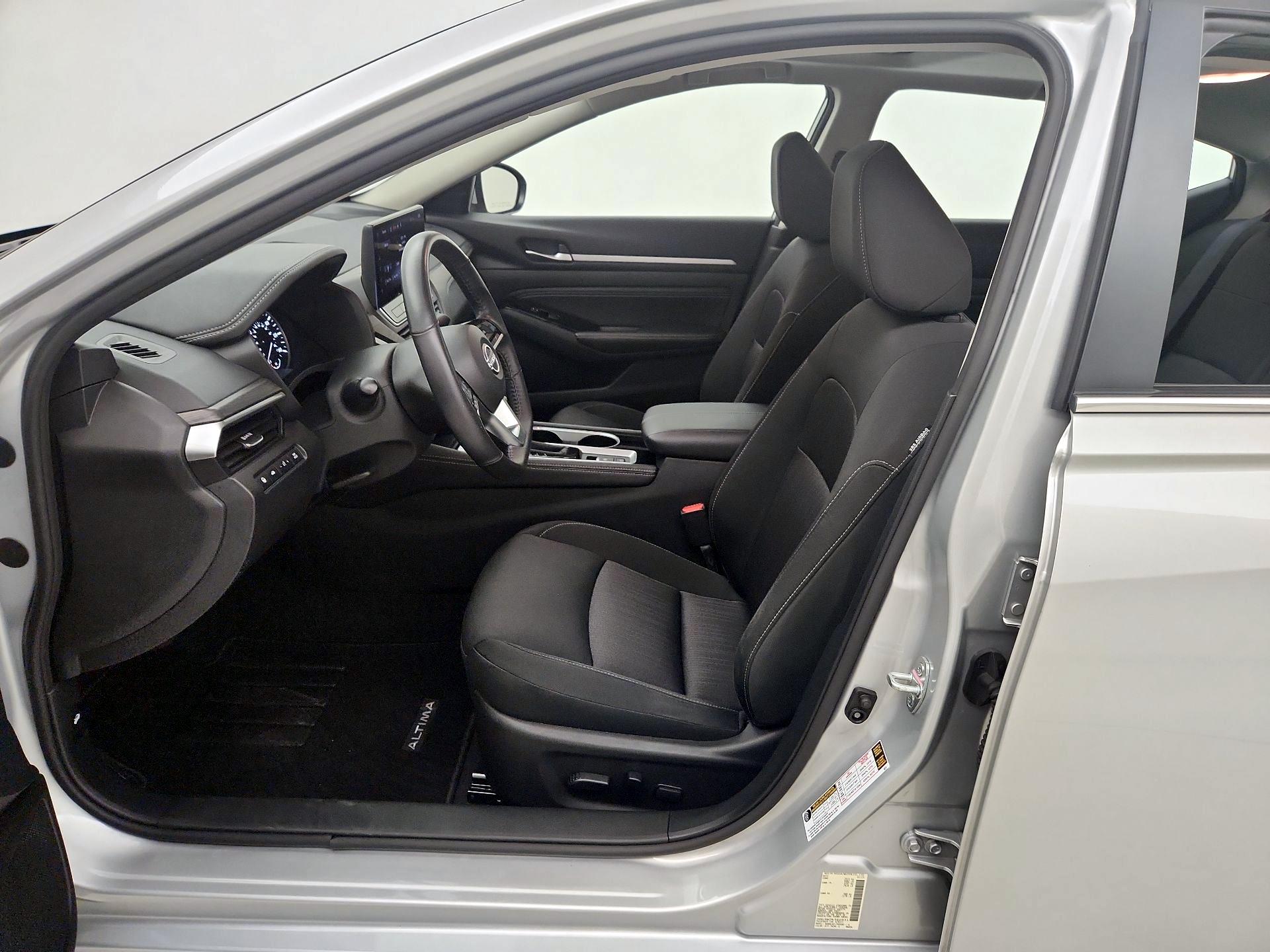 Thumbnail: 2023 Nissan Altima - 11