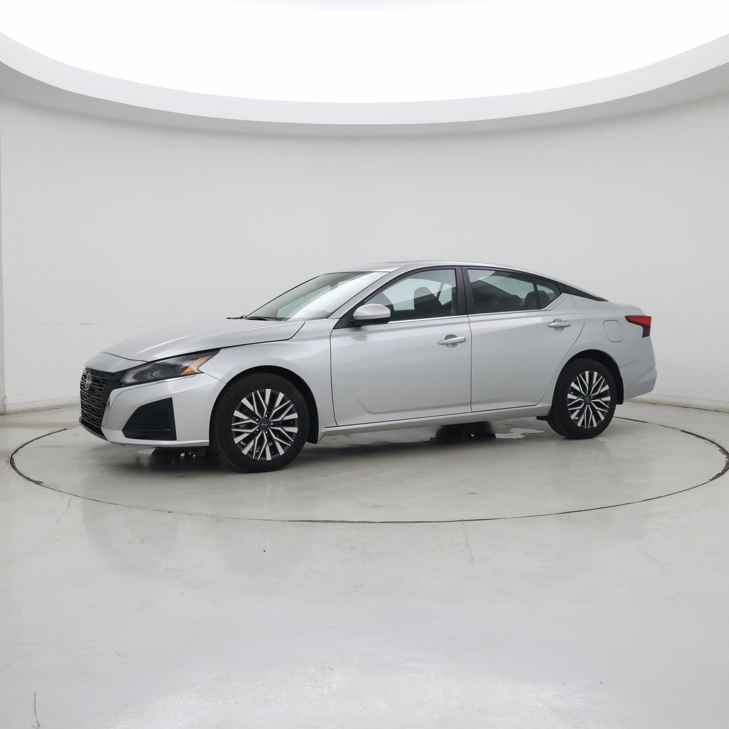 Thumbnail: 2023 Nissan Altima - 4