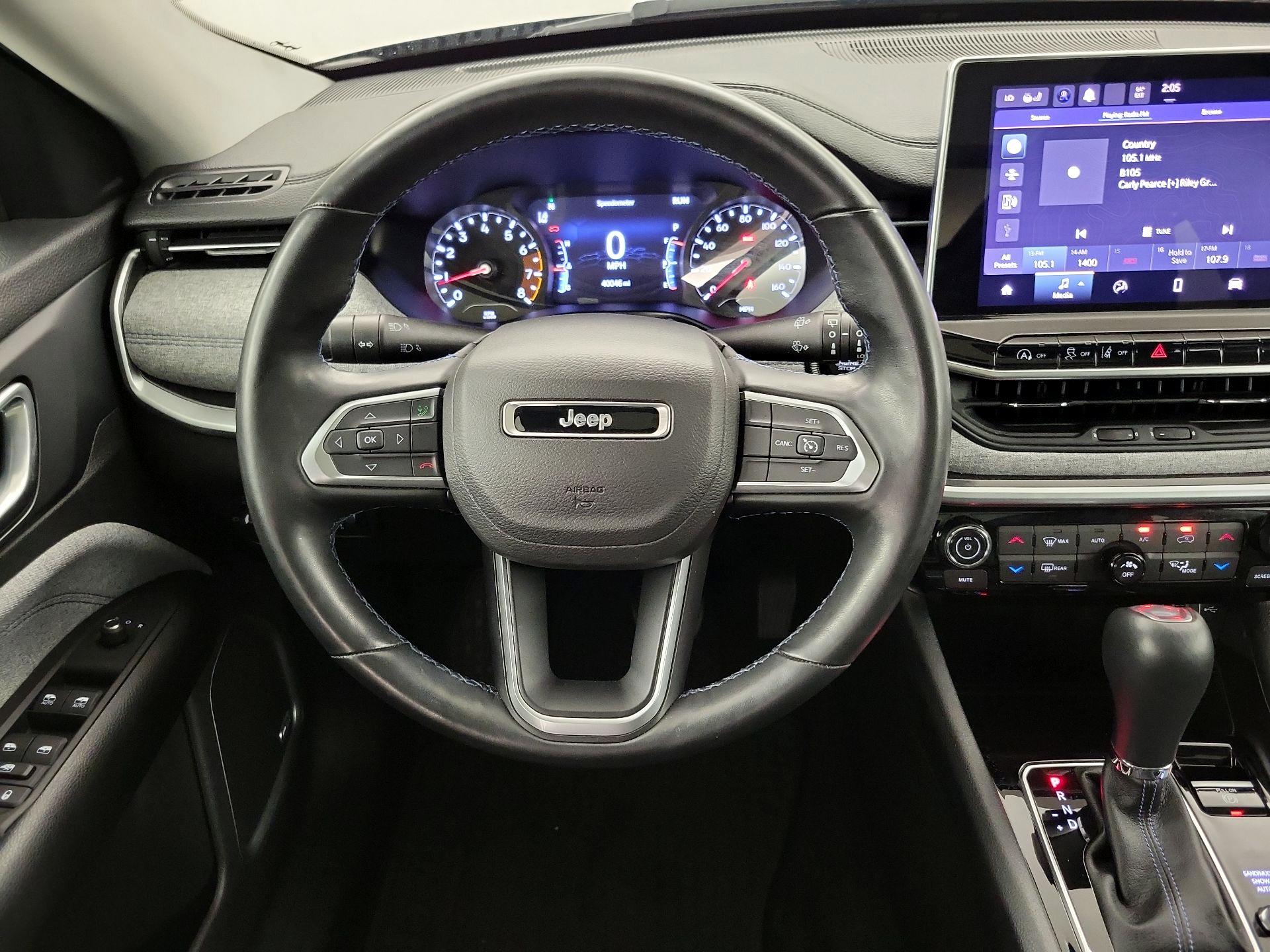Thumbnail: 2022 Jeep Compass - 10