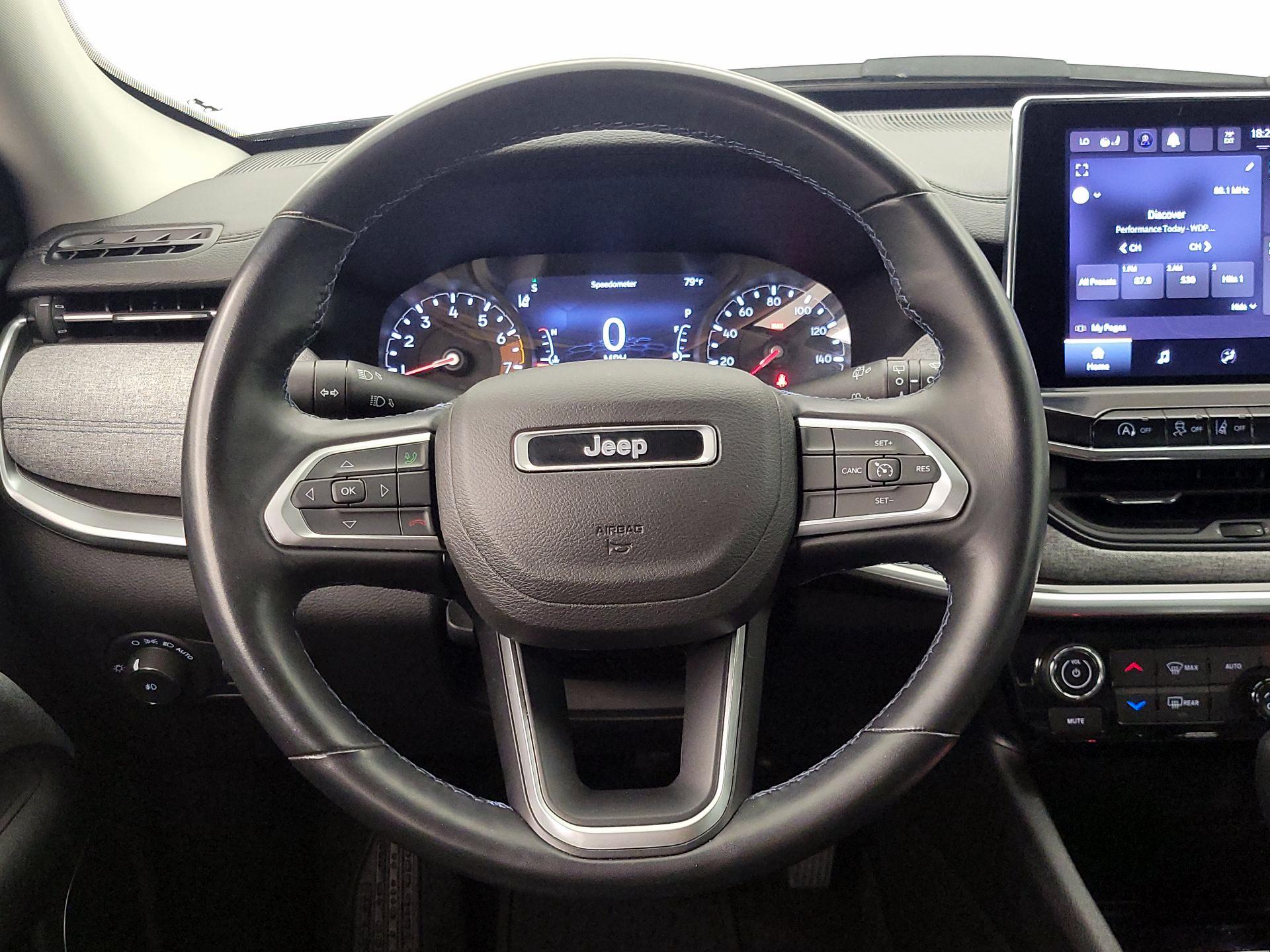 Thumbnail: 2022 Jeep Compass - 10