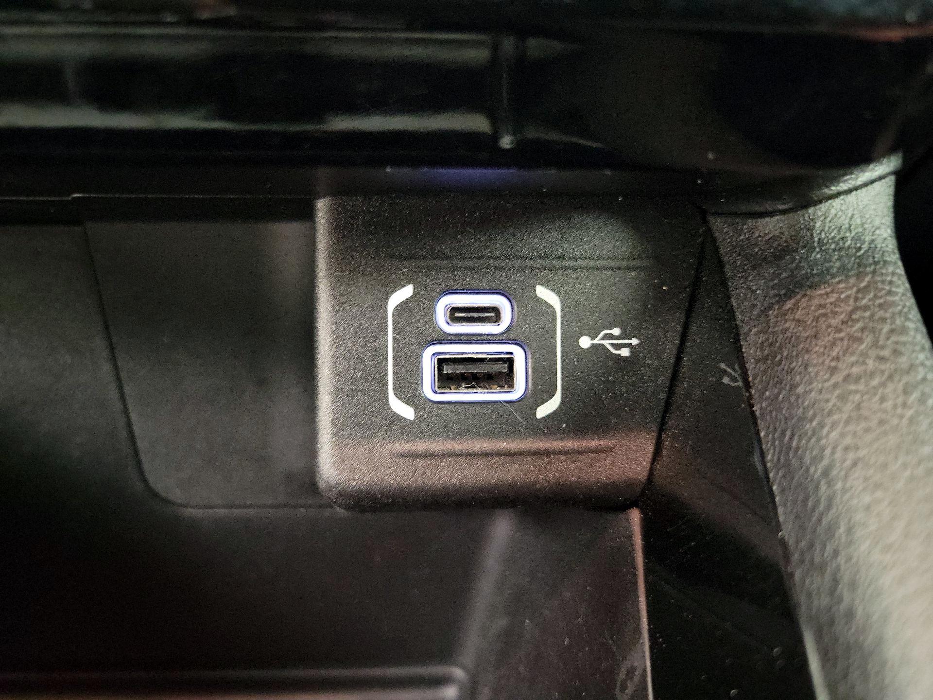 Thumbnail: 2022 Jeep Compass - 18