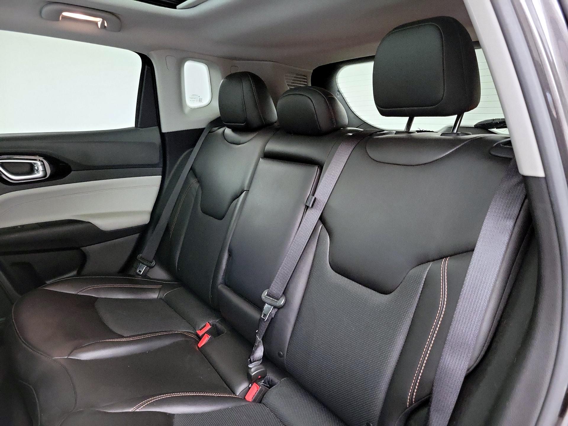 Thumbnail: 2022 Jeep Compass - 20