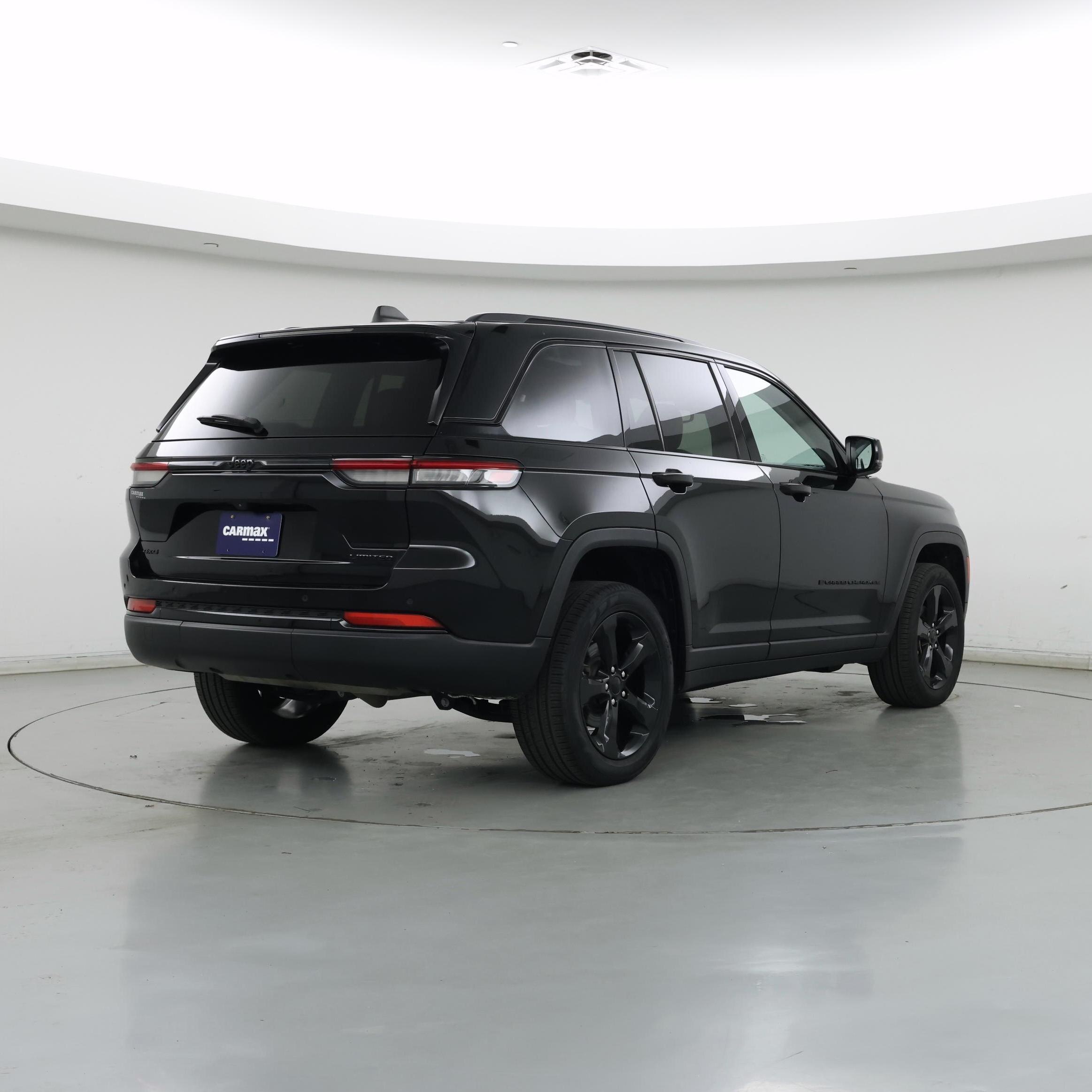 Thumbnail: 2023 Jeep Grand Cherokee - 8