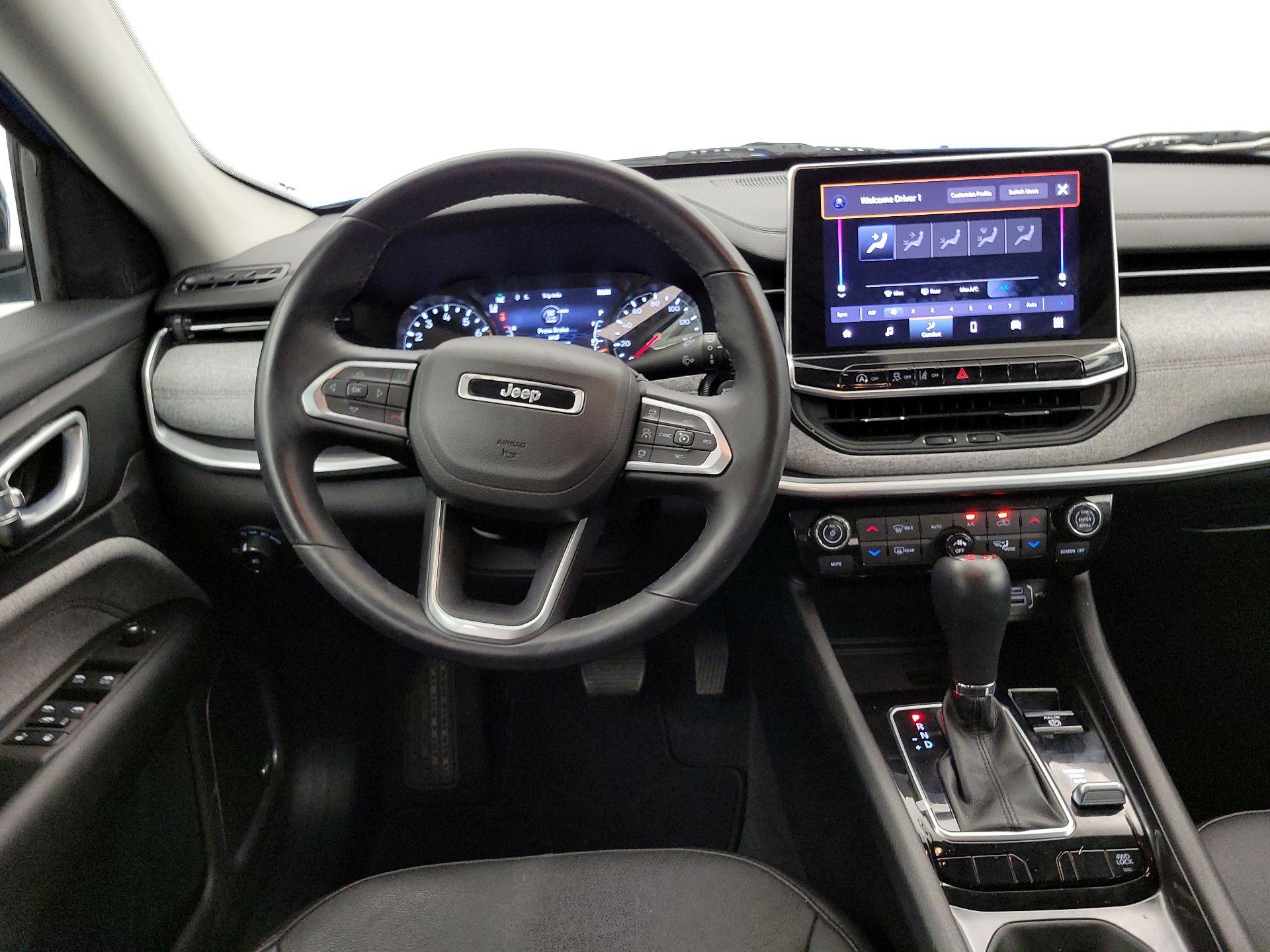 Thumbnail: 2022 Jeep Compass - 10