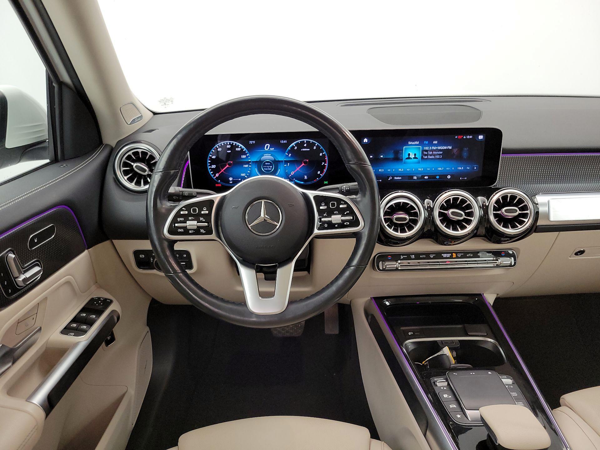 Thumbnail: 2021 Mercedes-Benz GLB - 10