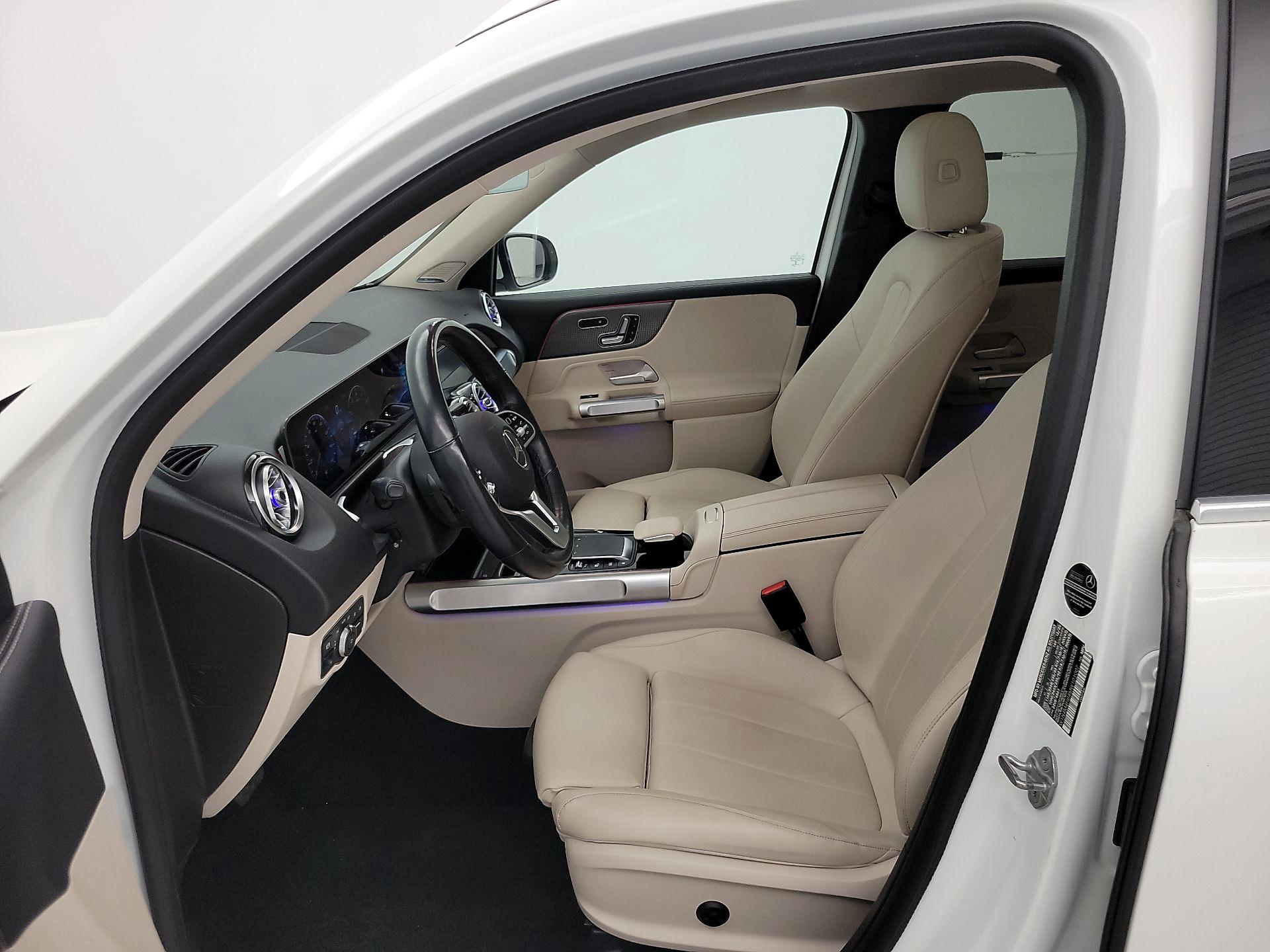 Thumbnail: 2021 Mercedes-Benz GLB - 11