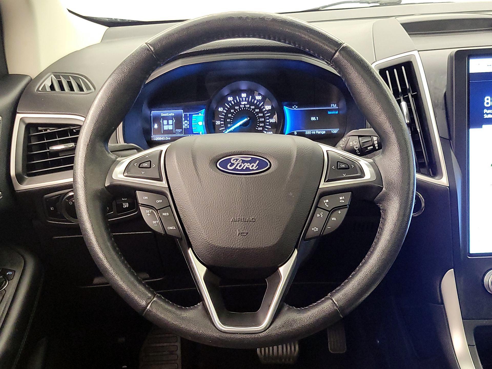 Thumbnail: 2023 Ford Edge - 10