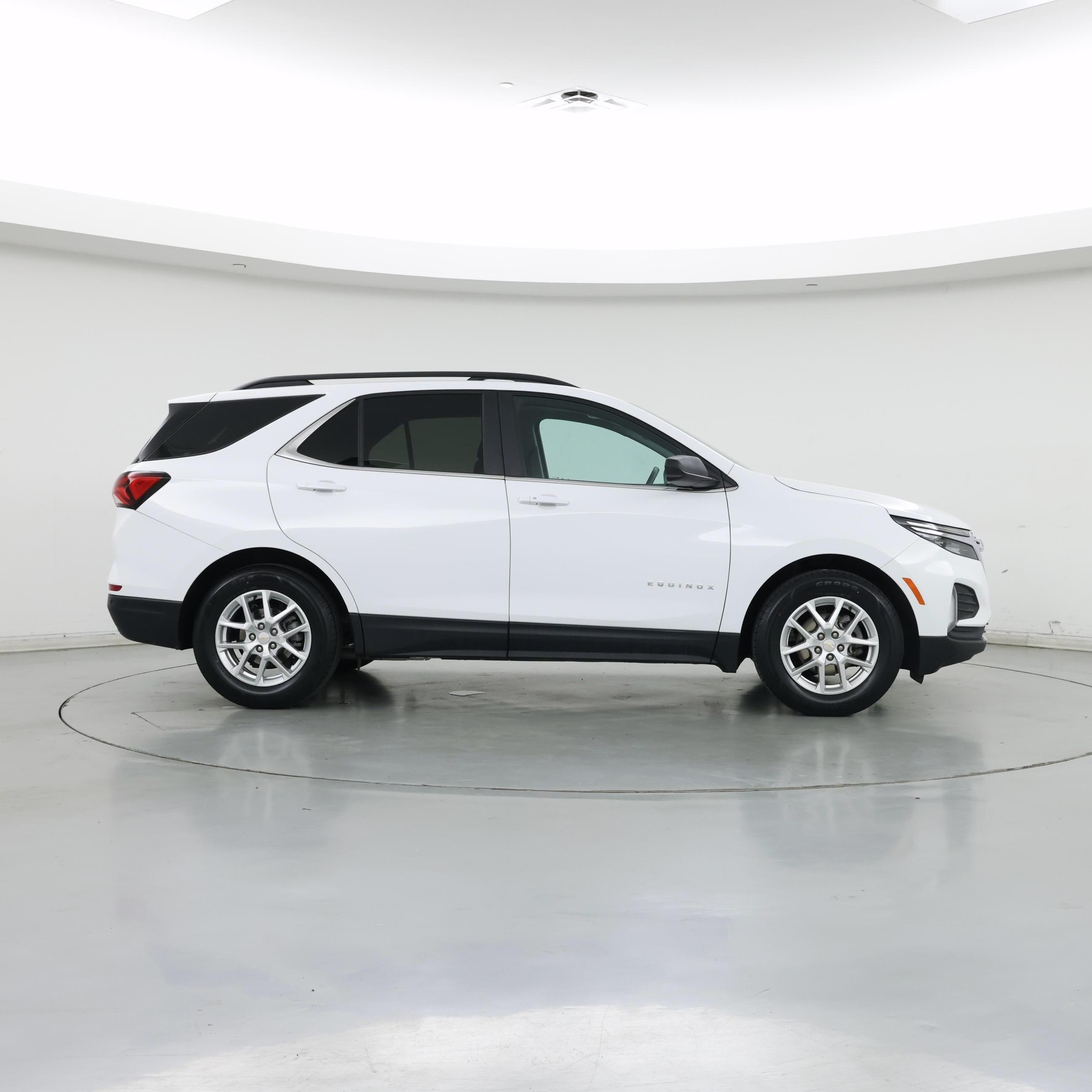 Thumbnail: 2023 Chevrolet Equinox - 7