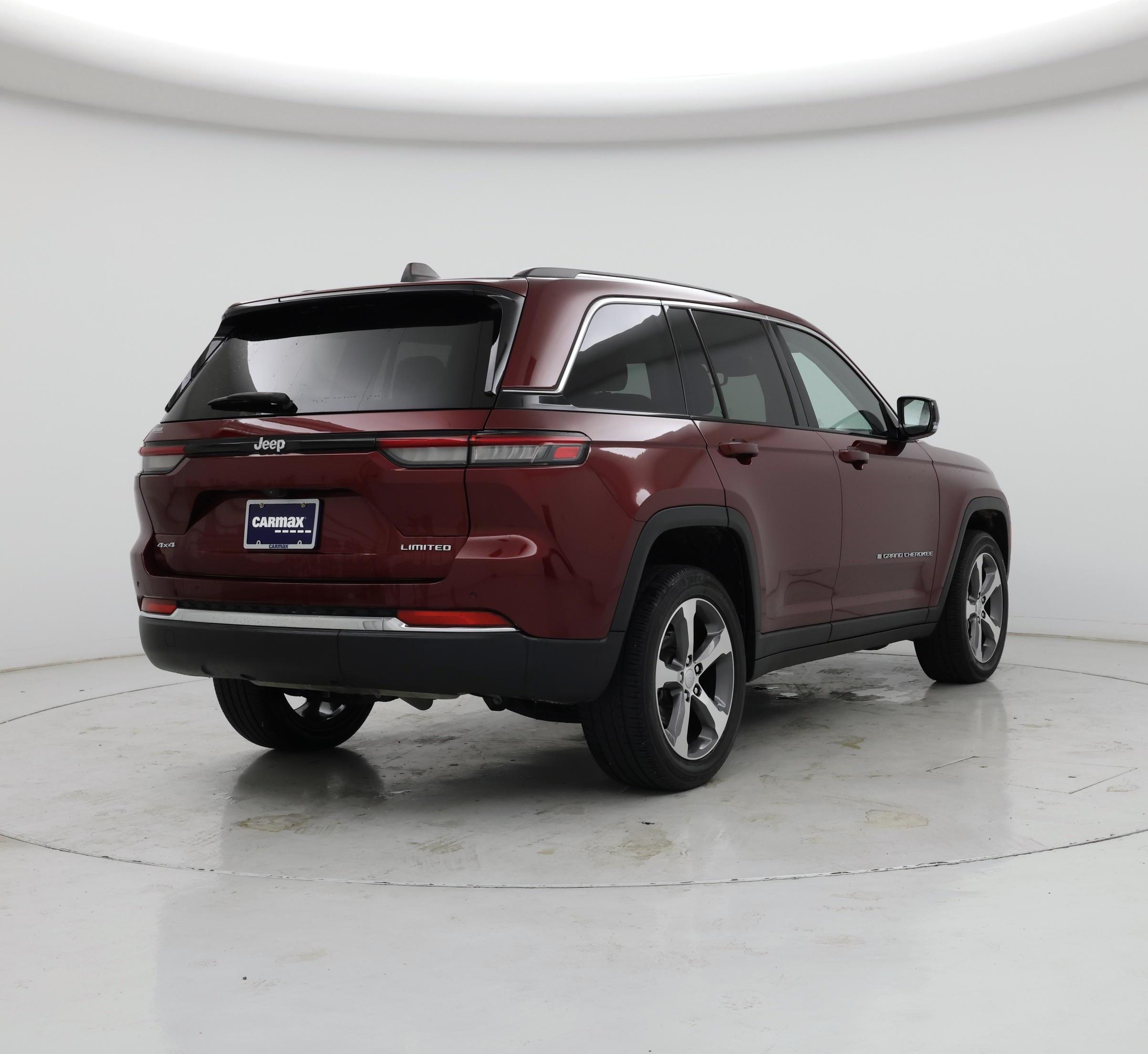 Thumbnail: 2023 Jeep Grand Cherokee - 8