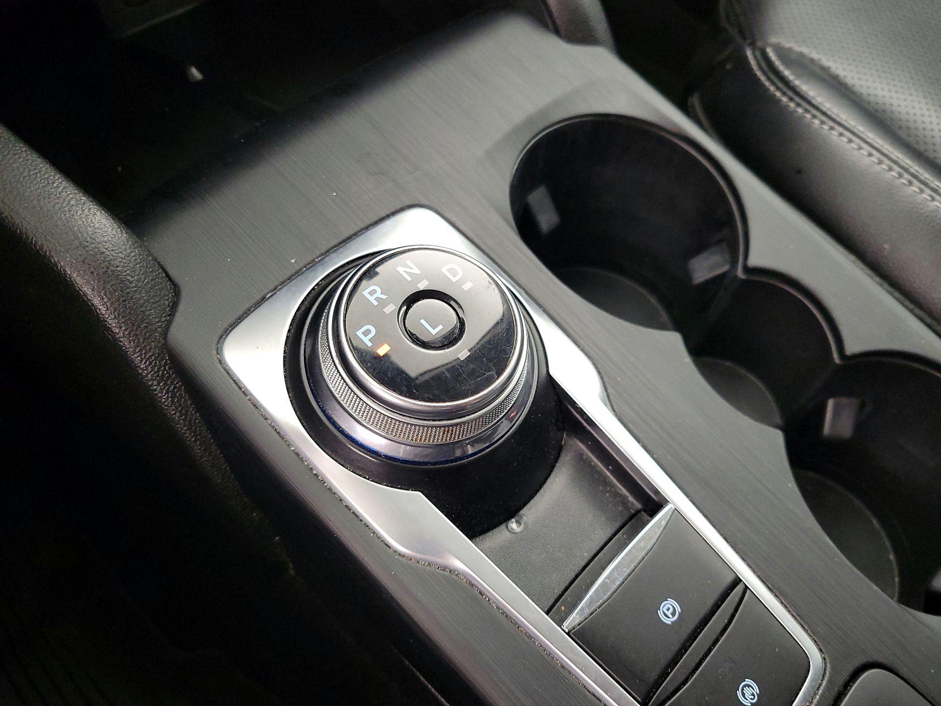 Thumbnail: 2021 Ford Escape - 18
