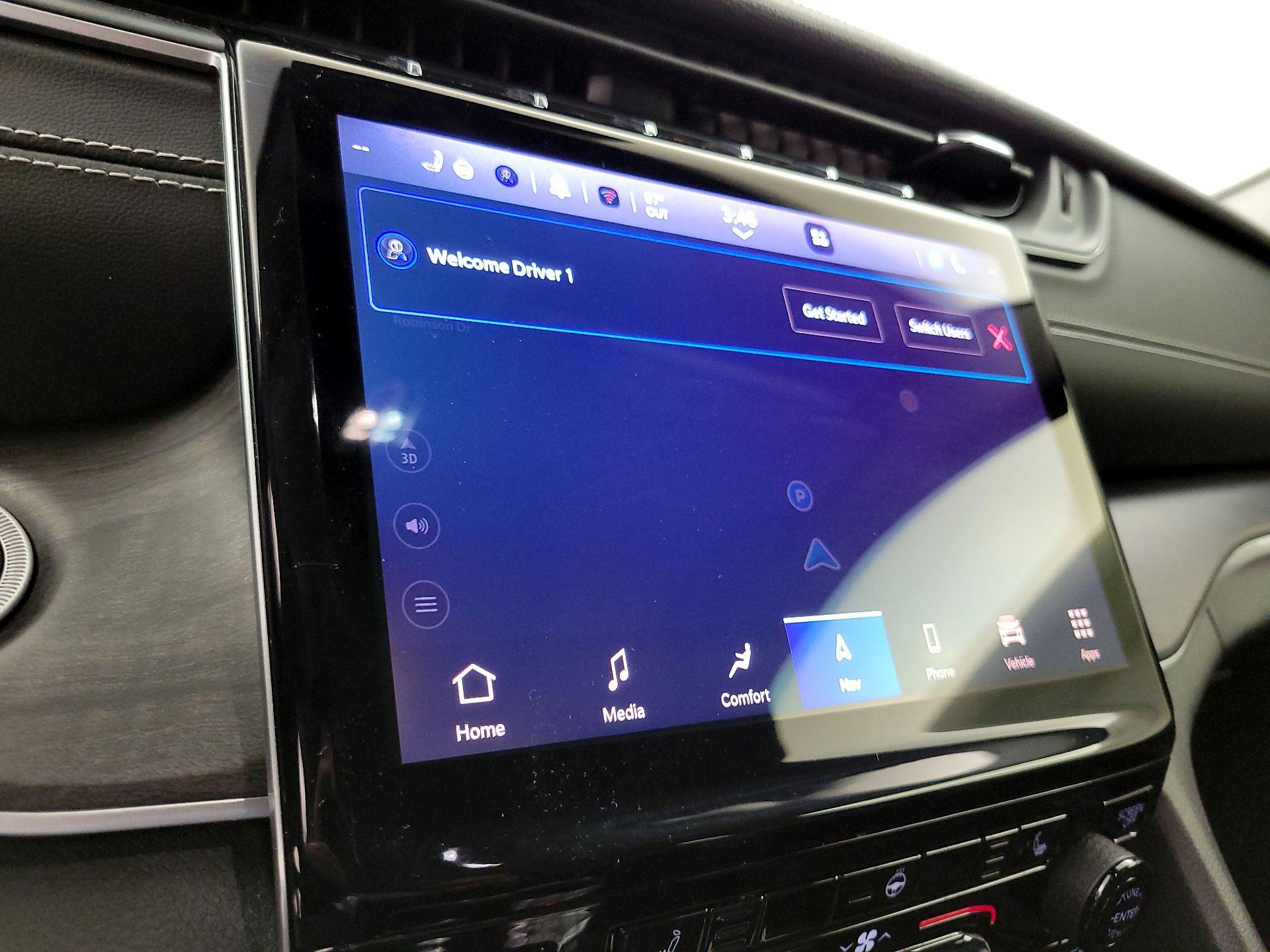 Thumbnail: 2023 Jeep Grand Cherokee - 14