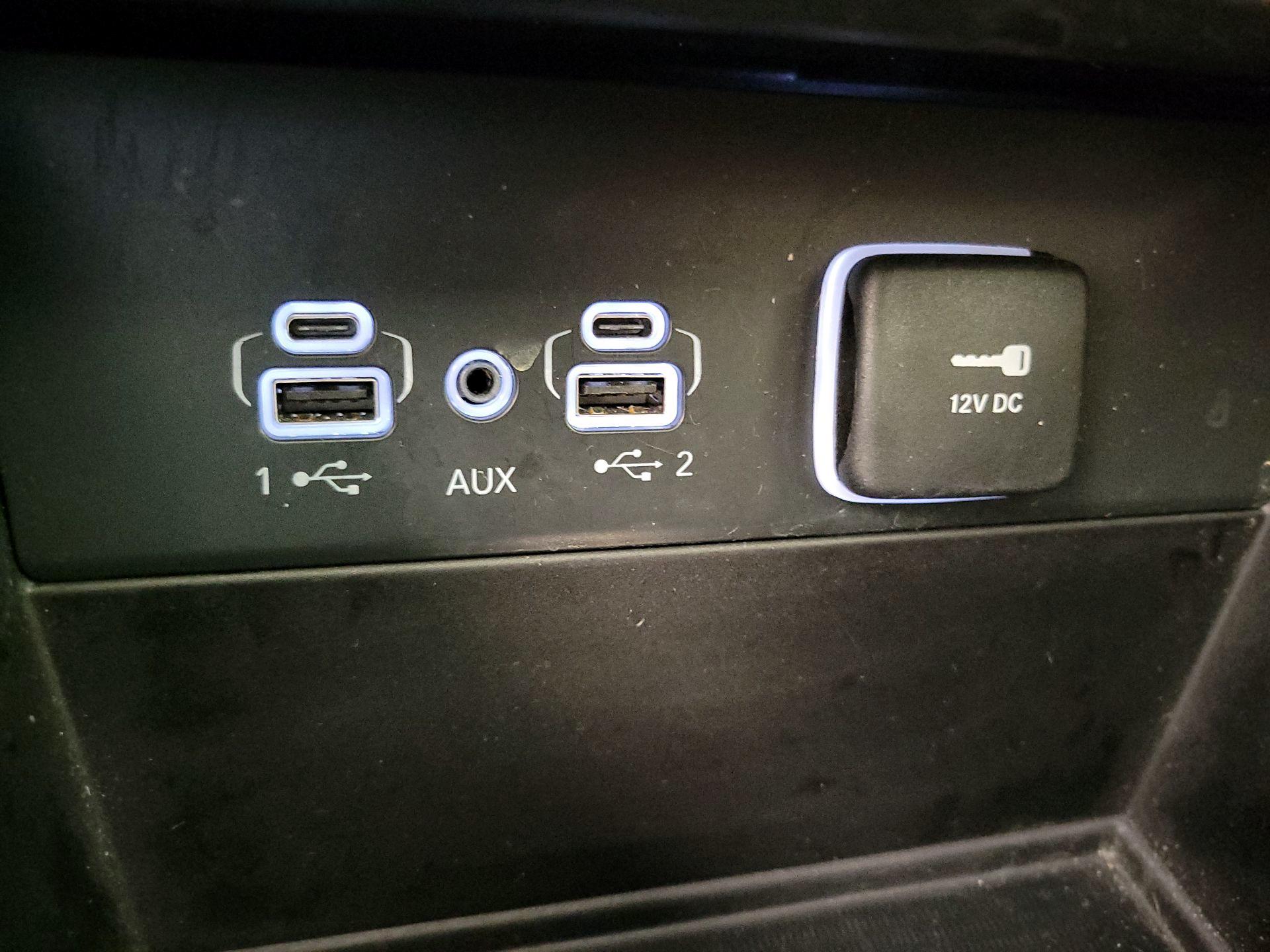 Thumbnail: 2023 Jeep Grand Cherokee - 19