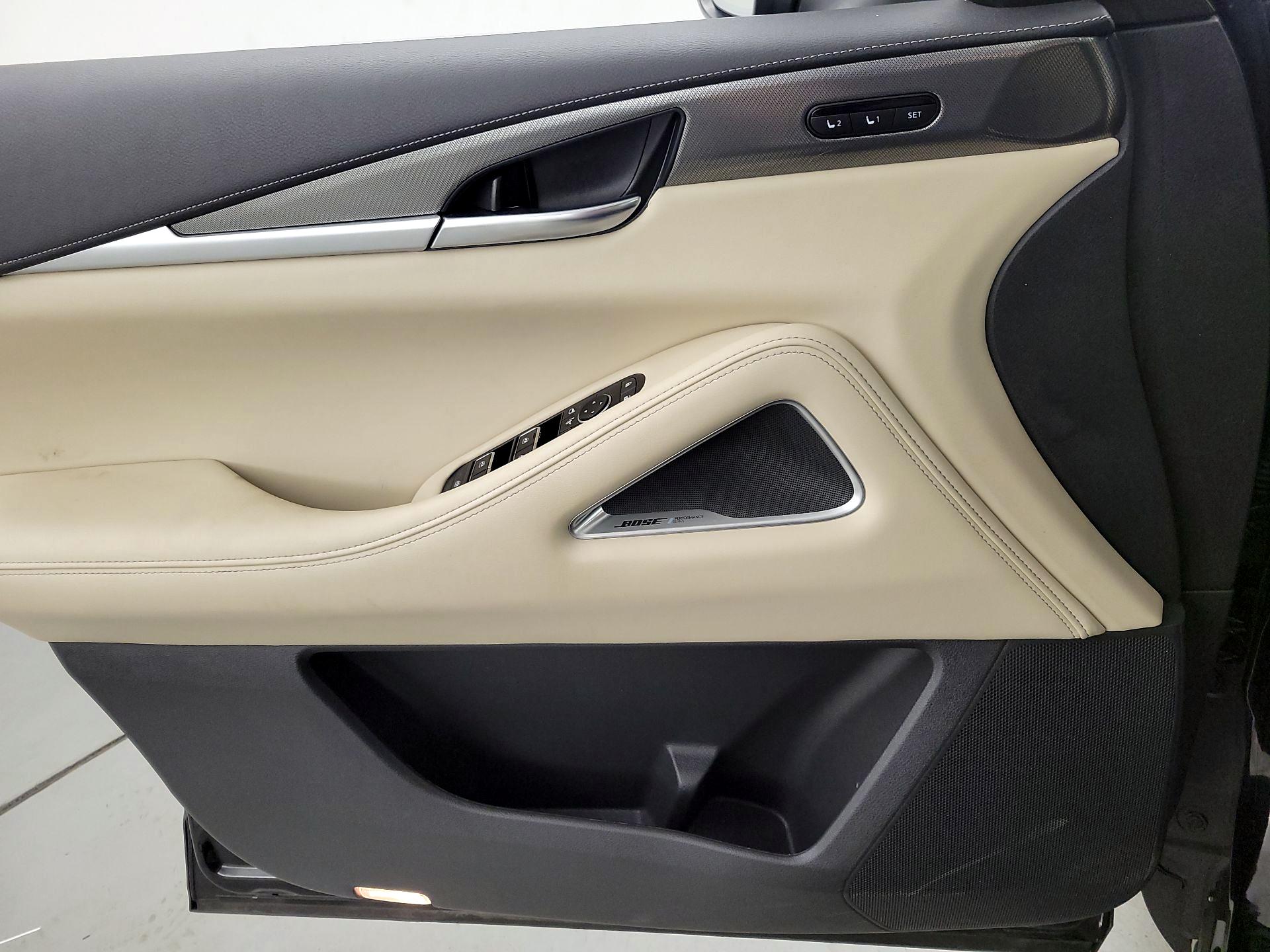 Thumbnail: 2023 INFINITI QX60 - 12