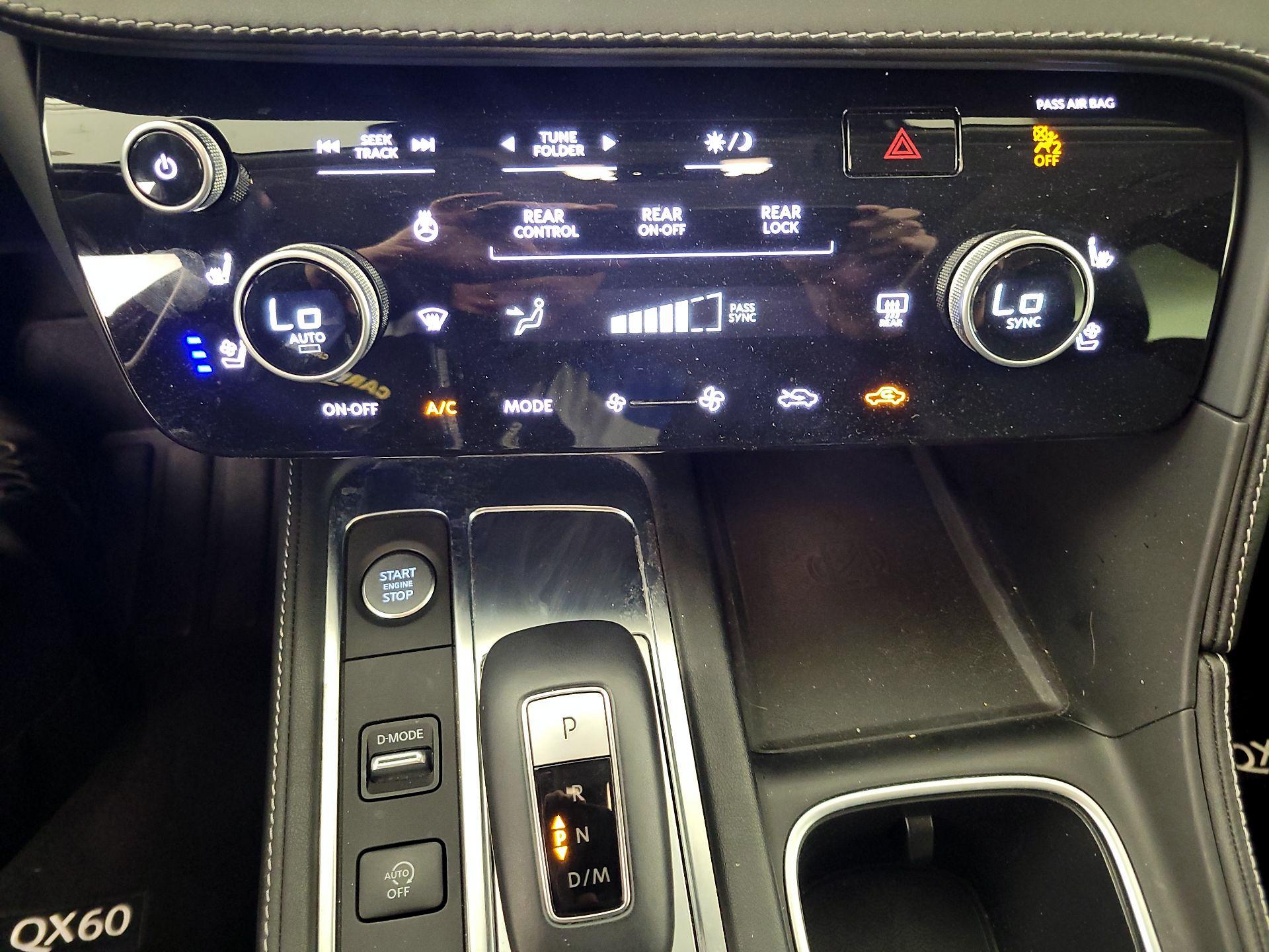 Thumbnail: 2023 INFINITI QX60 - 17