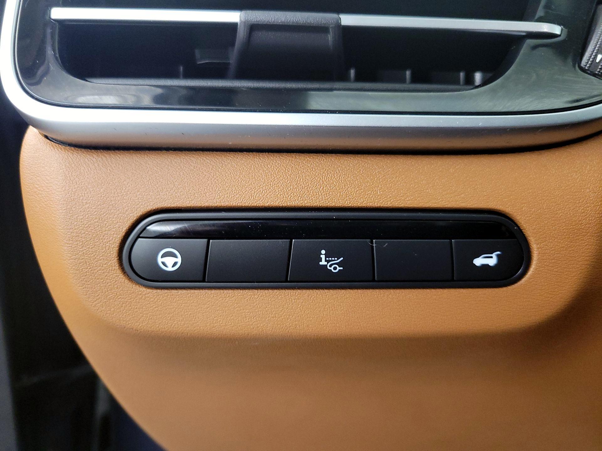 Thumbnail: 2023 INFINITI QX60 - 13