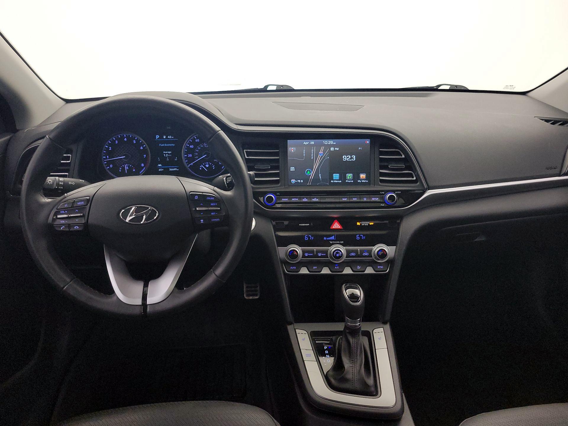 Thumbnail: 2020 Hyundai Elantra - 9