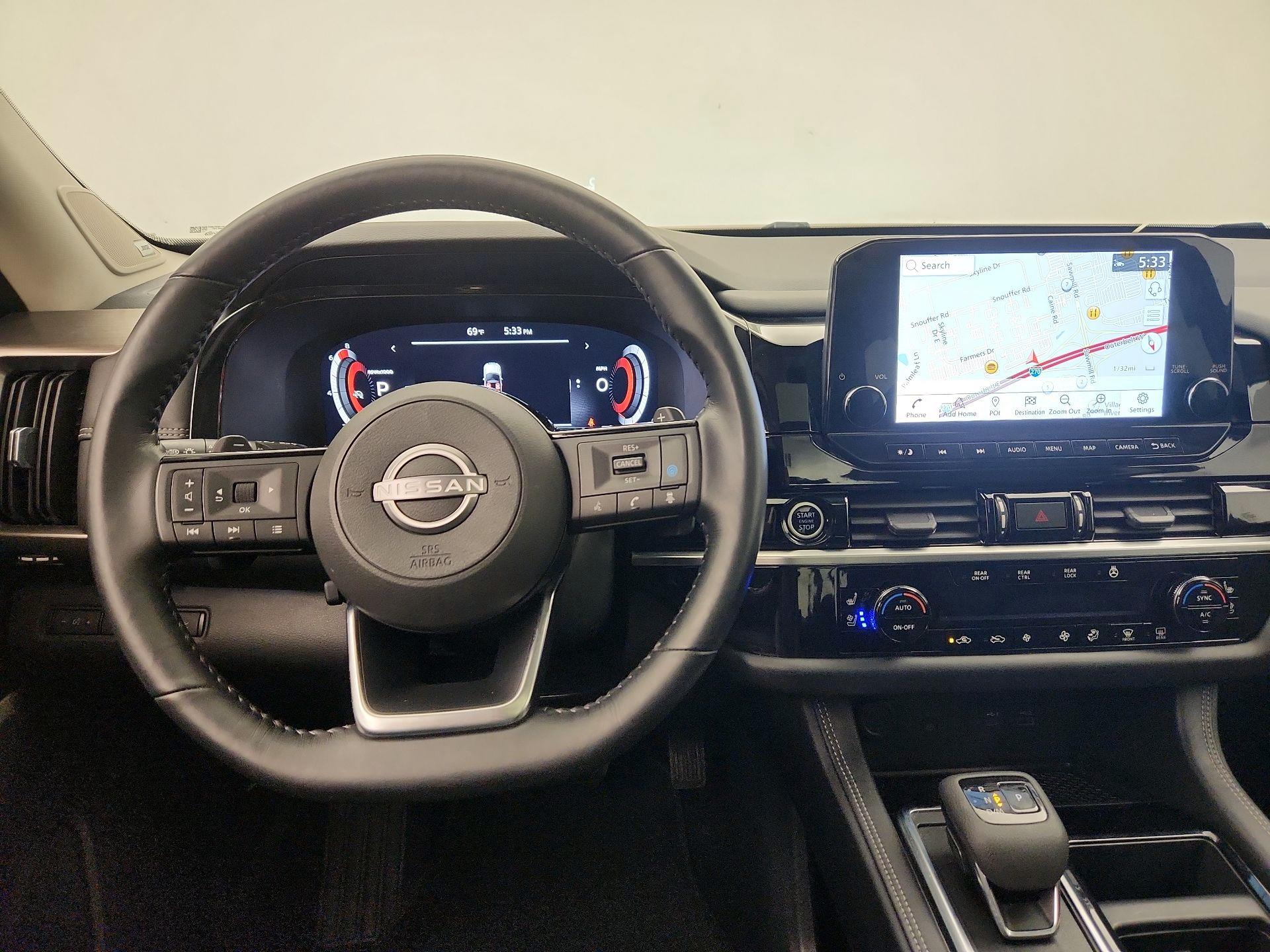 Thumbnail: 2023 Nissan Pathfinder - 10