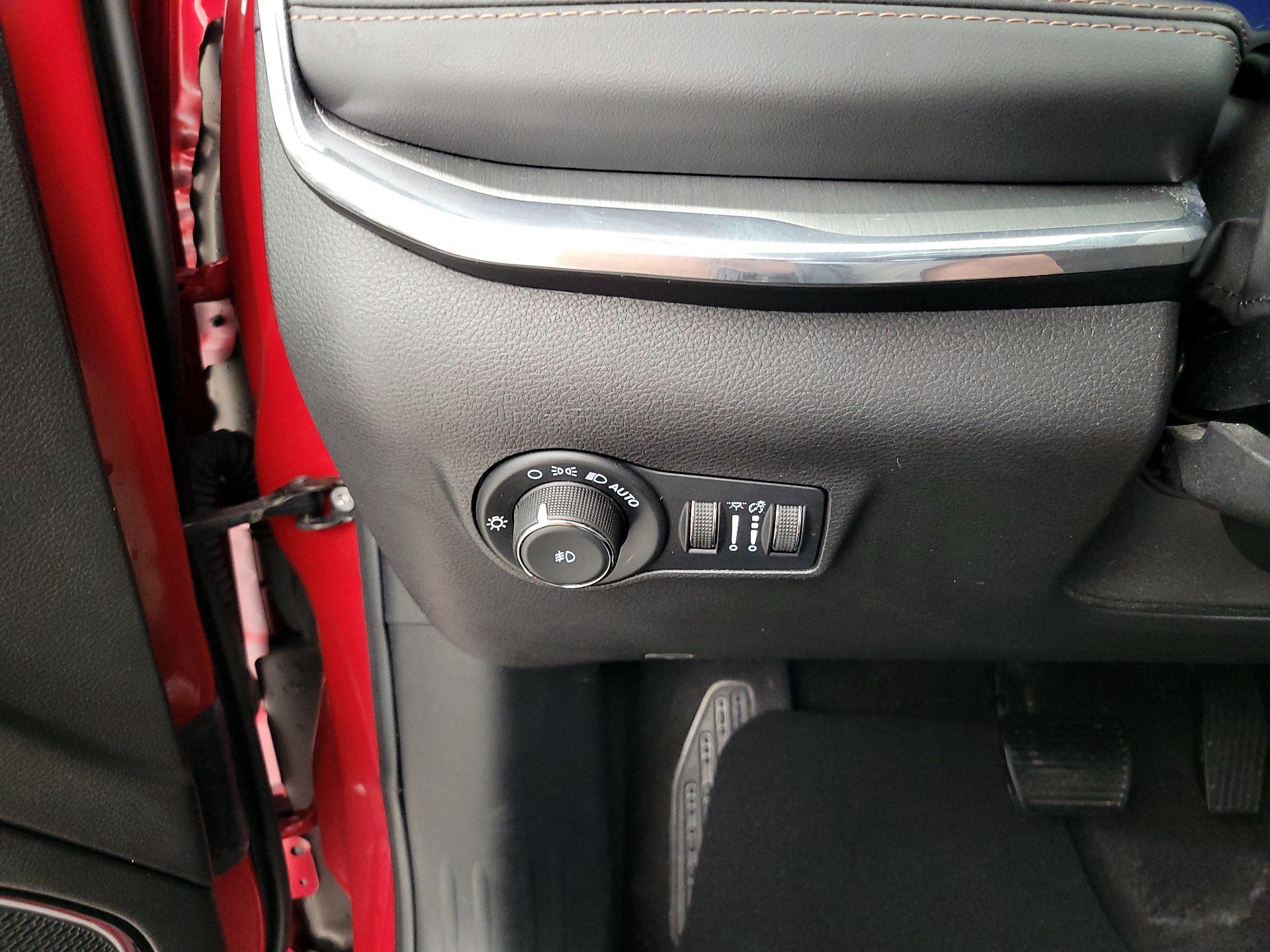 Thumbnail: 2022 Jeep Compass - 13