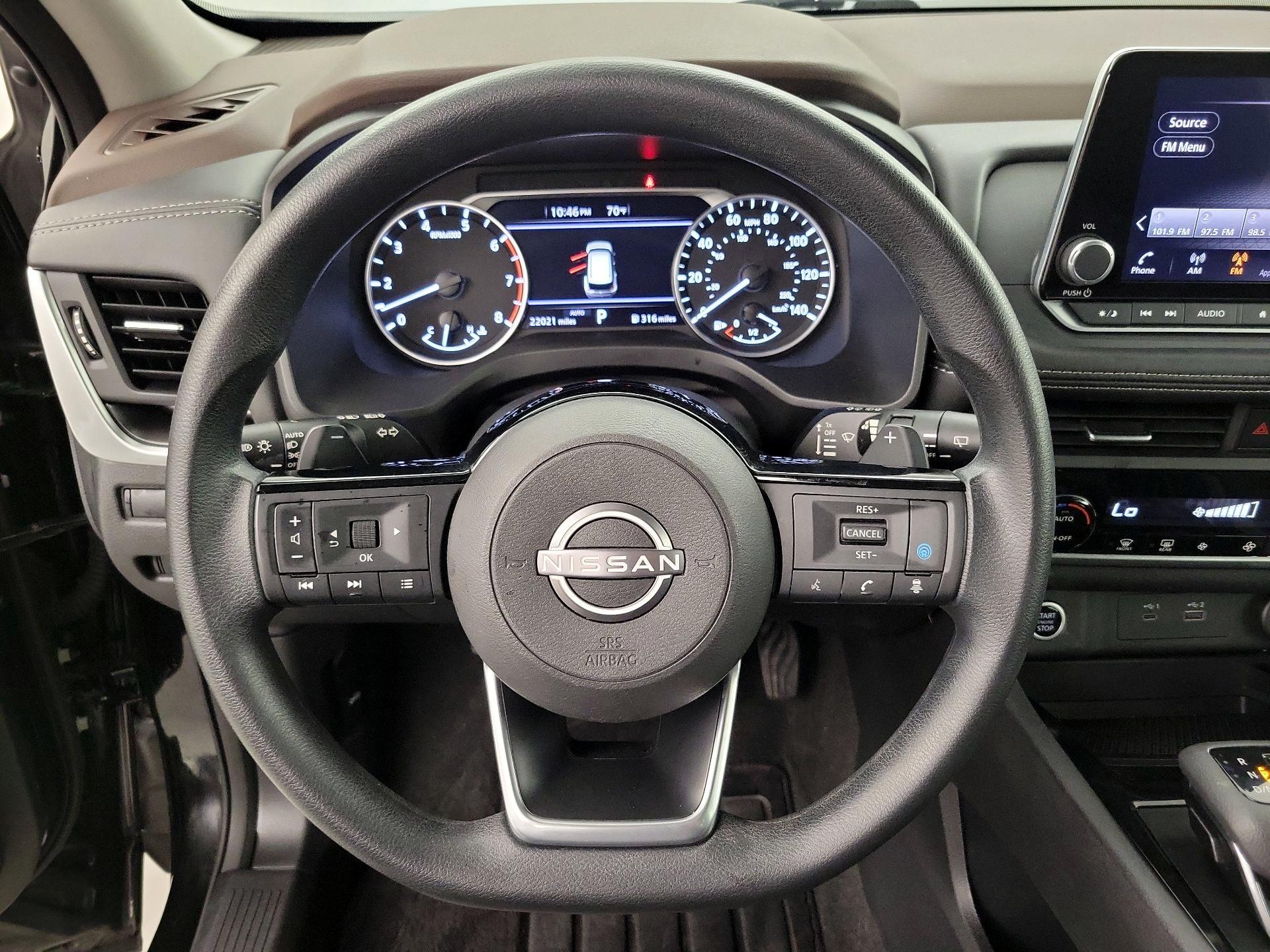 Thumbnail: 2023 Nissan Rogue - 10