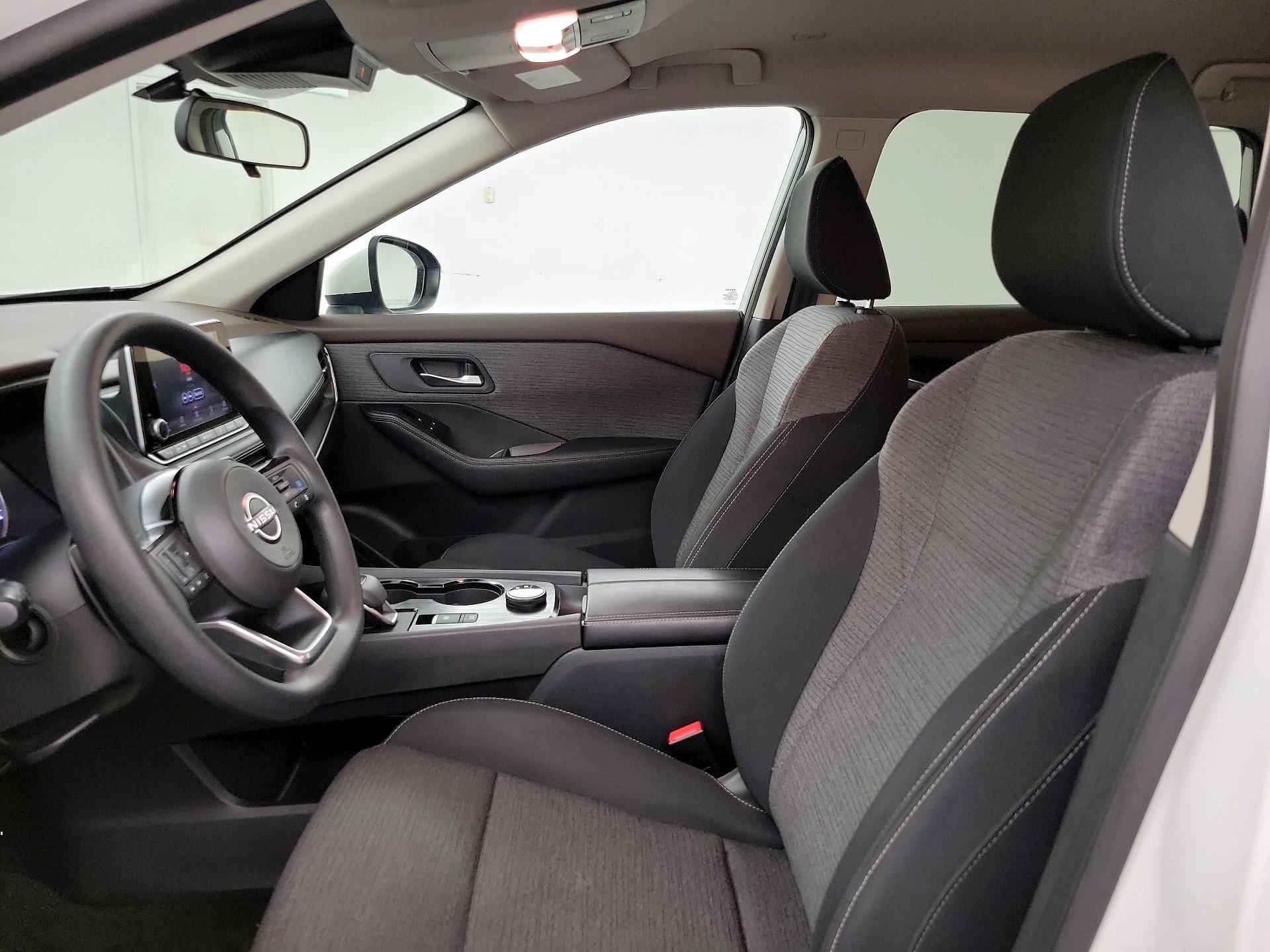 Thumbnail: 2023 Nissan Rogue - 11