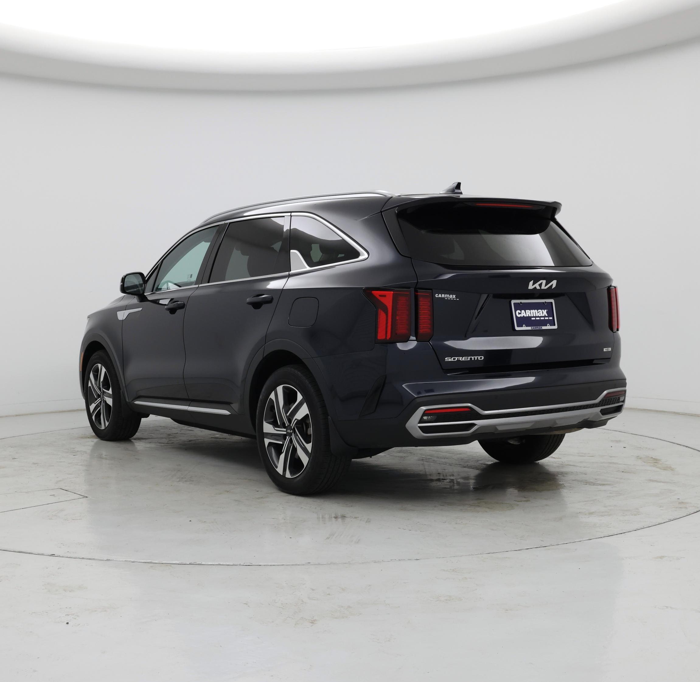 Thumbnail: 2023 Kia Sorento - 2