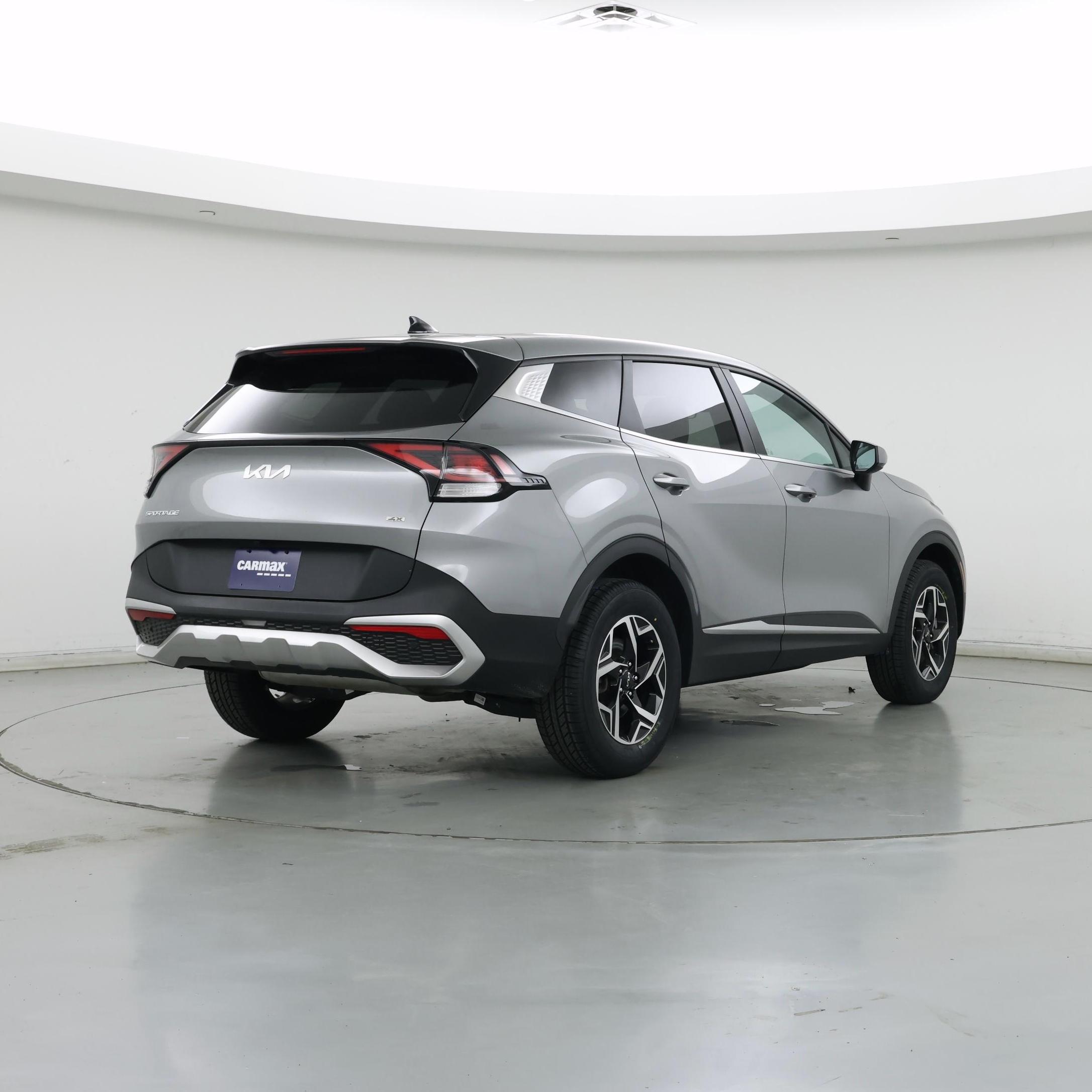 Thumbnail: 2023 Kia Sportage - 8
