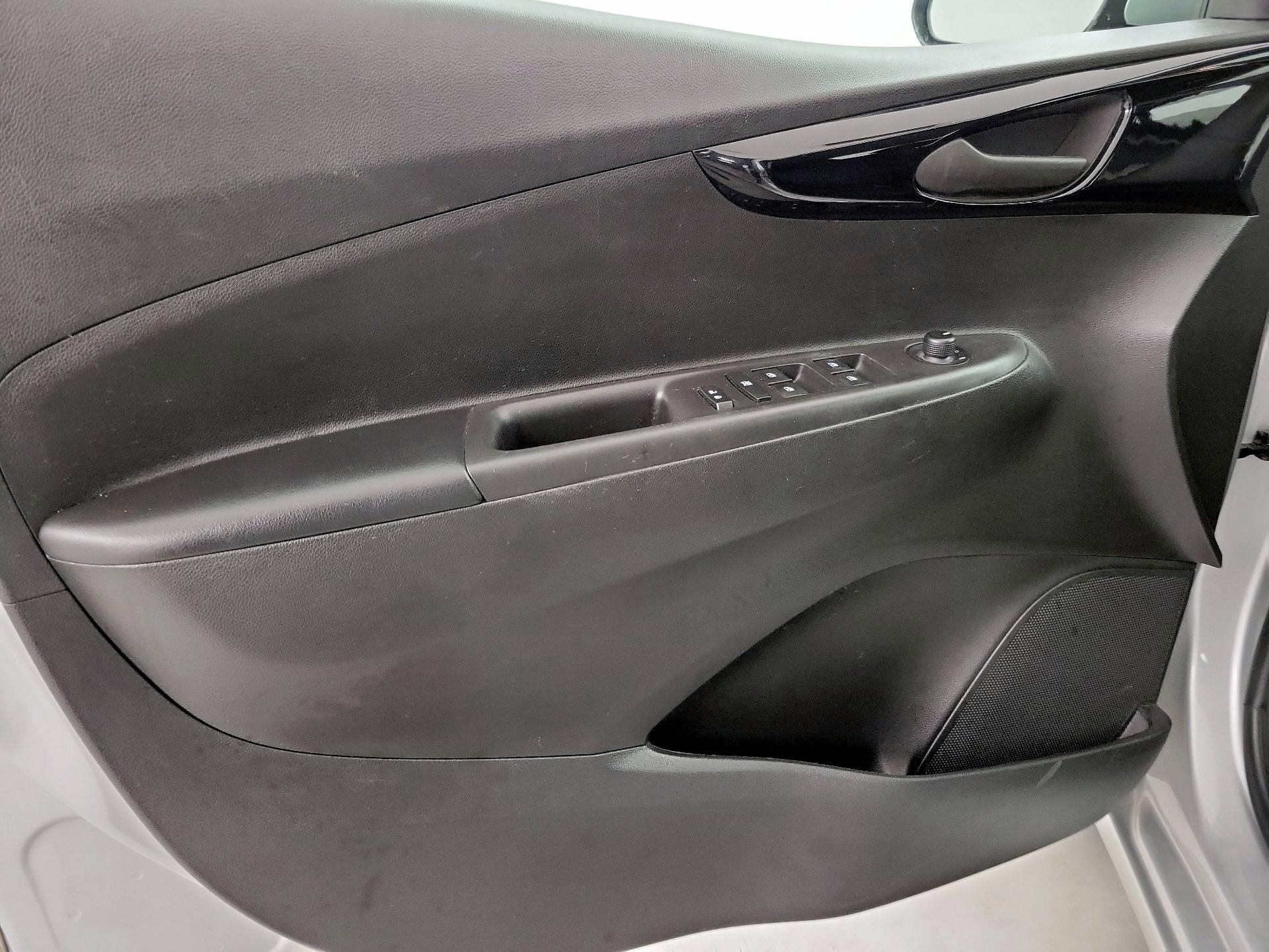 Thumbnail: 2020 Chevrolet Spark - 12