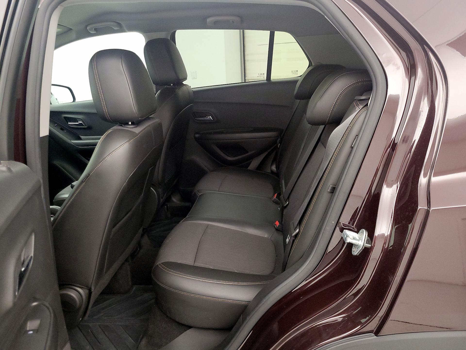 Thumbnail: 2021 Chevrolet Trax - 19