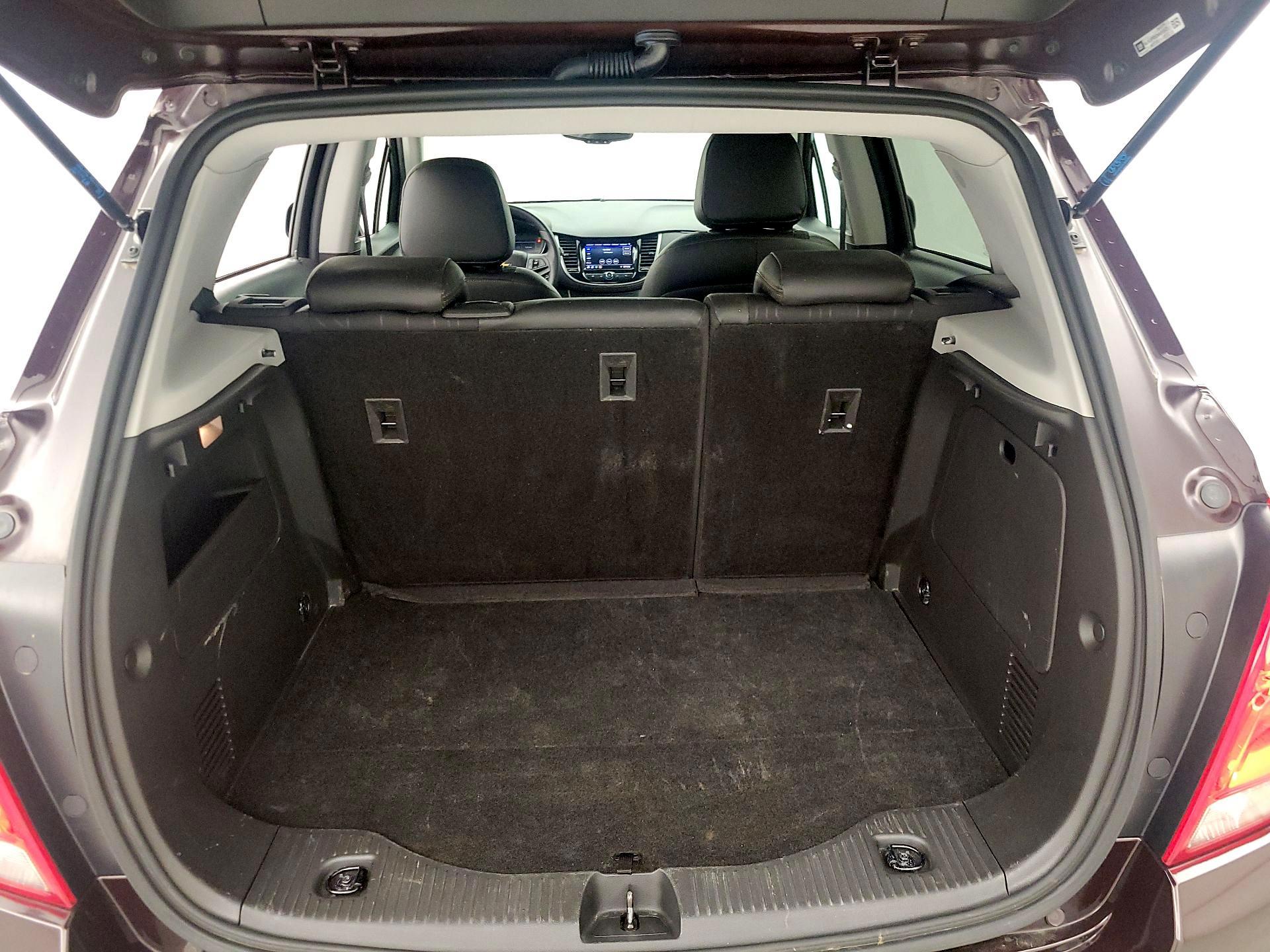 Thumbnail: 2021 Chevrolet Trax - 20