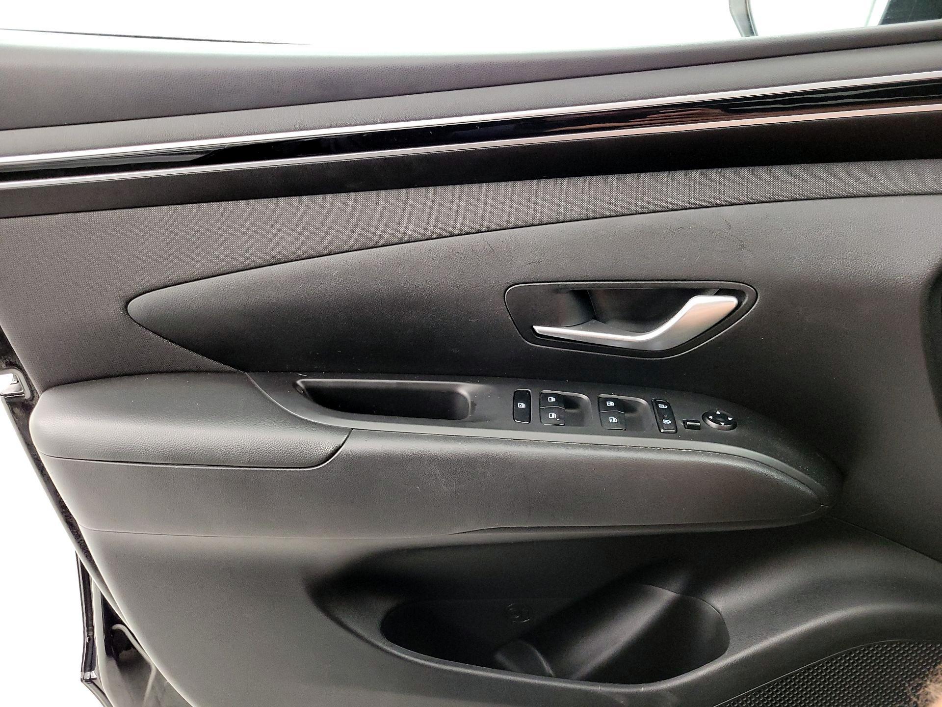 Thumbnail: 2023 Hyundai Tucson - 12