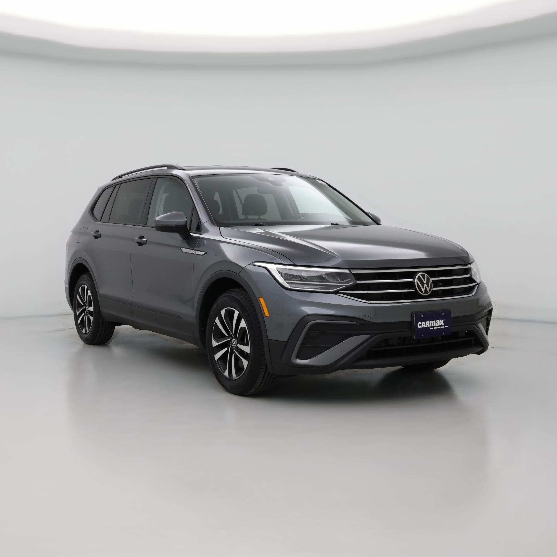Thumbnail: 2023 Volkswagen Tiguan - 1