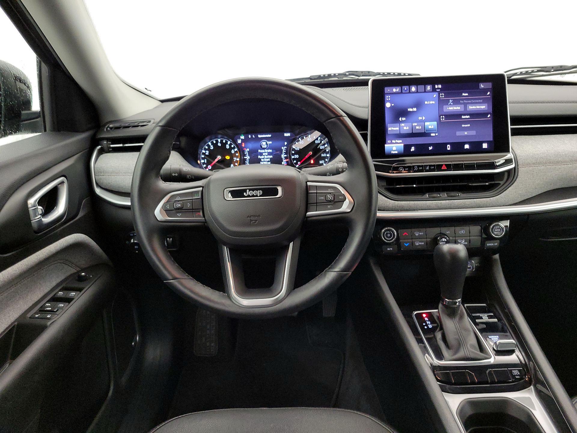 Thumbnail: 2022 Jeep Compass - 10