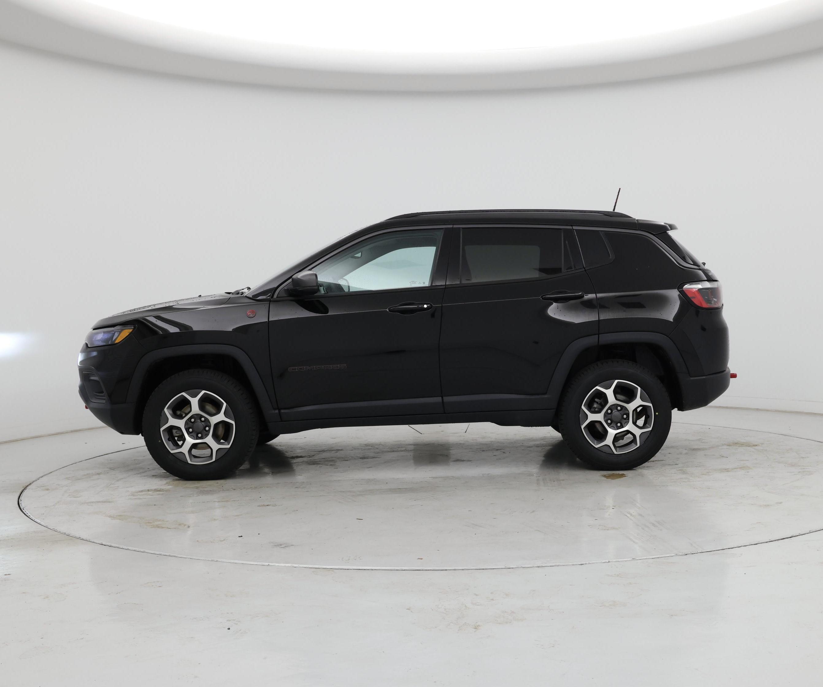 Thumbnail: 2022 Jeep Compass - 3