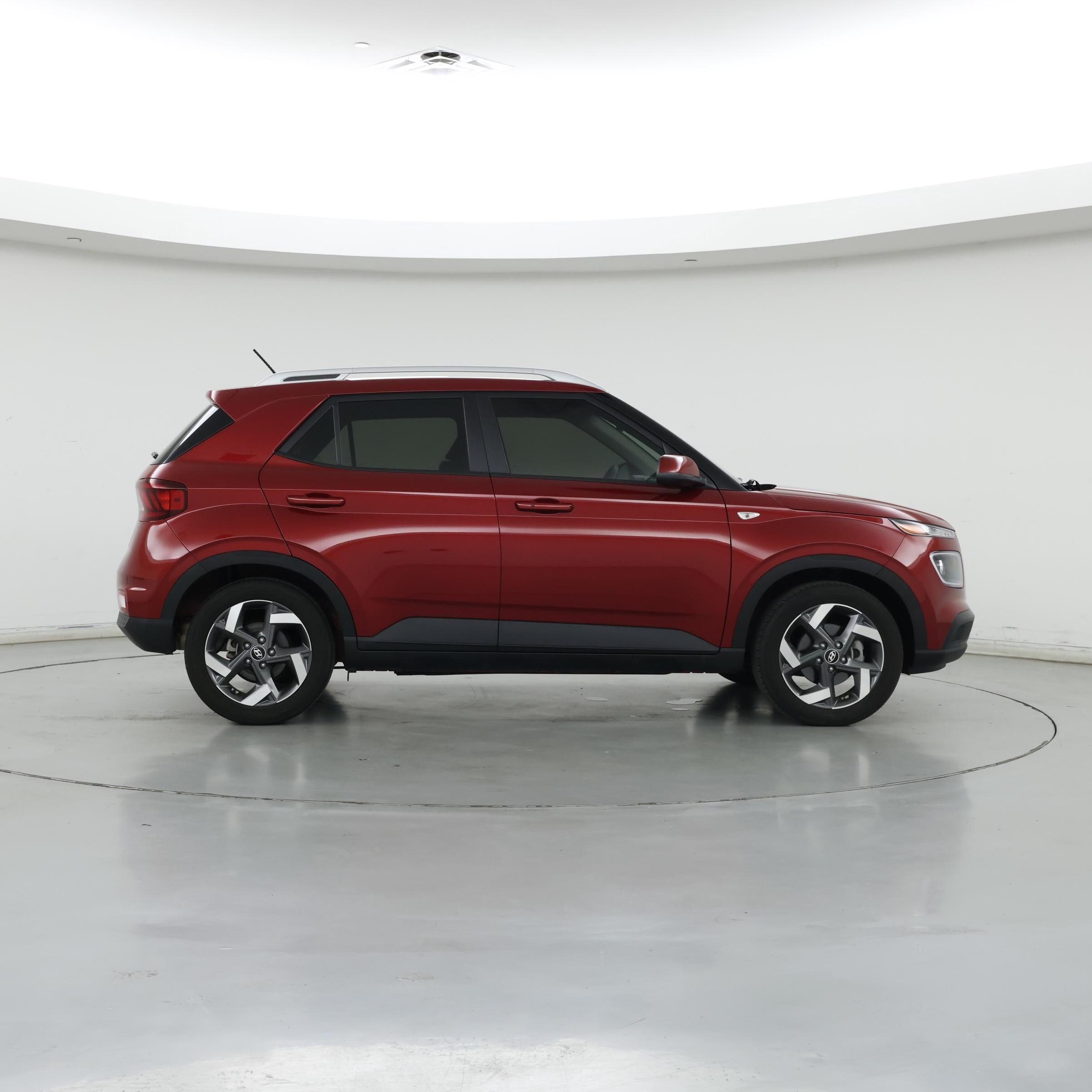 Thumbnail: 2023 Hyundai Venue - 7