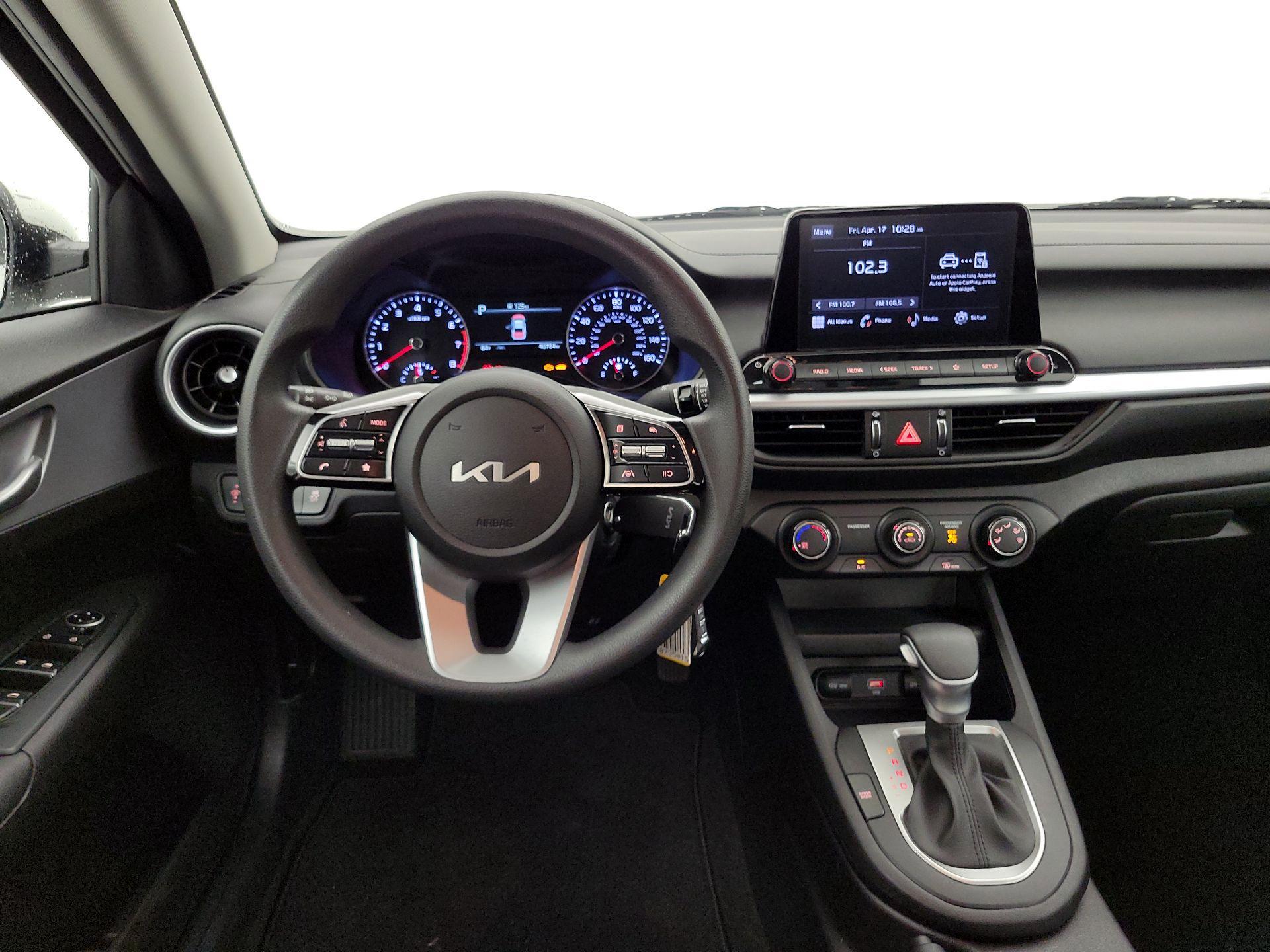 Thumbnail: 2023 Kia Forte - 10