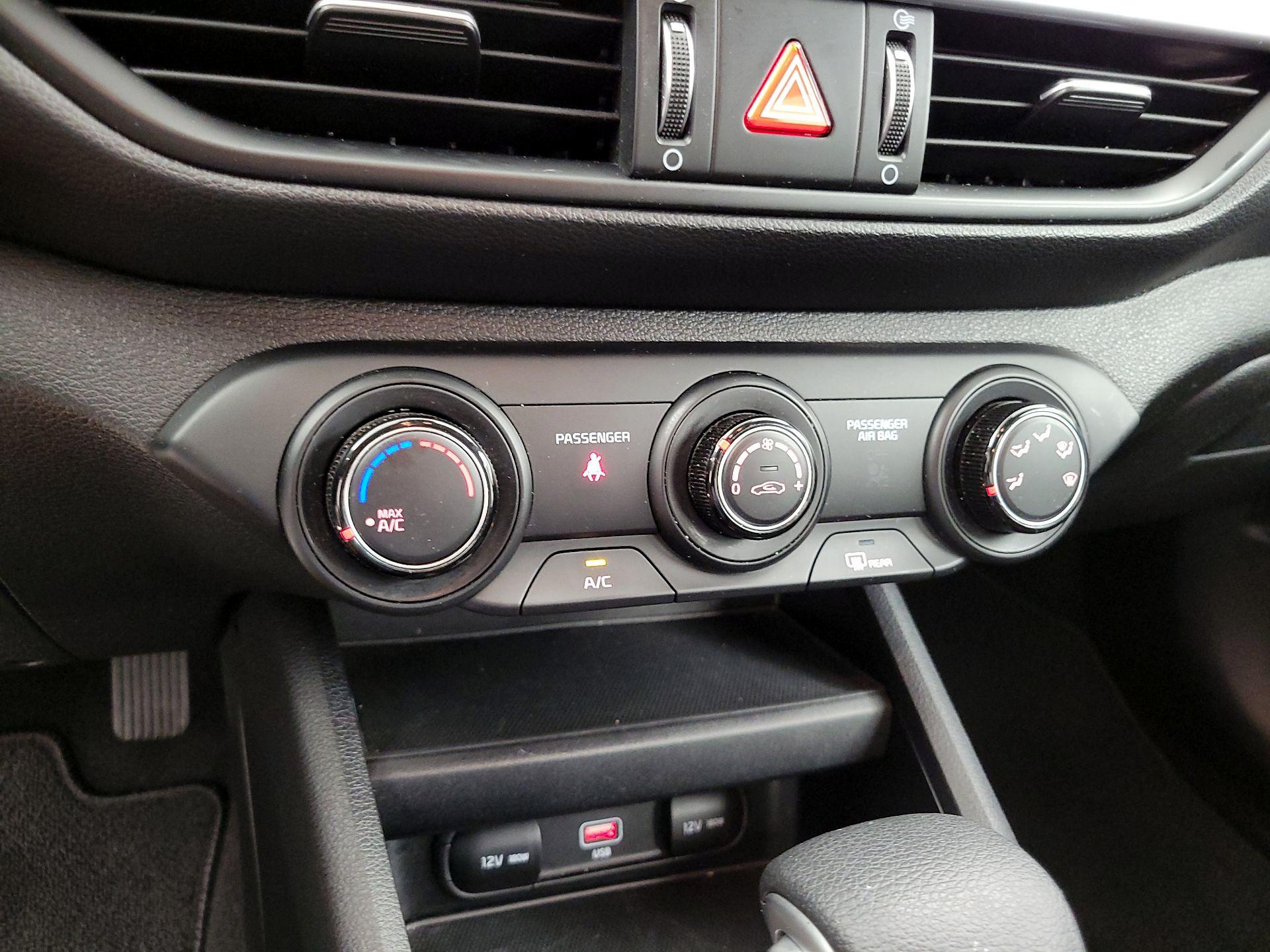 Thumbnail: 2023 Kia Forte - 16