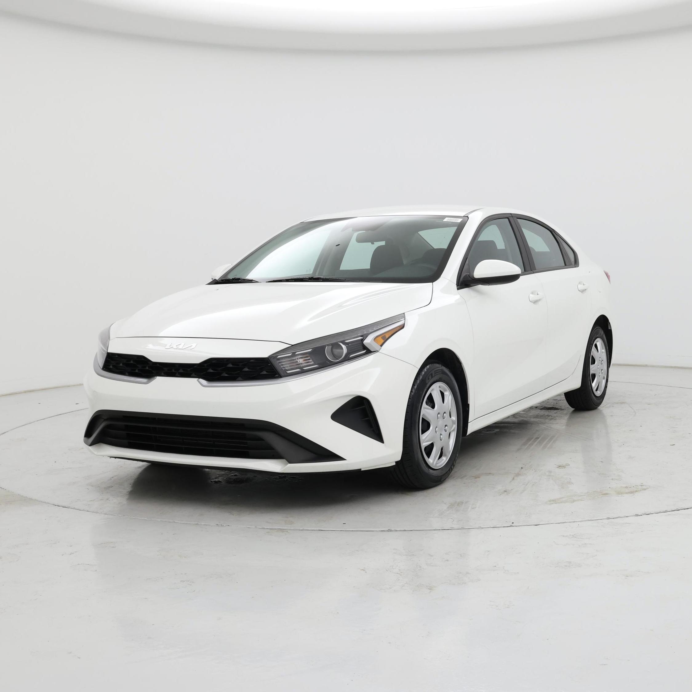 Thumbnail: 2023 Kia Forte - 4