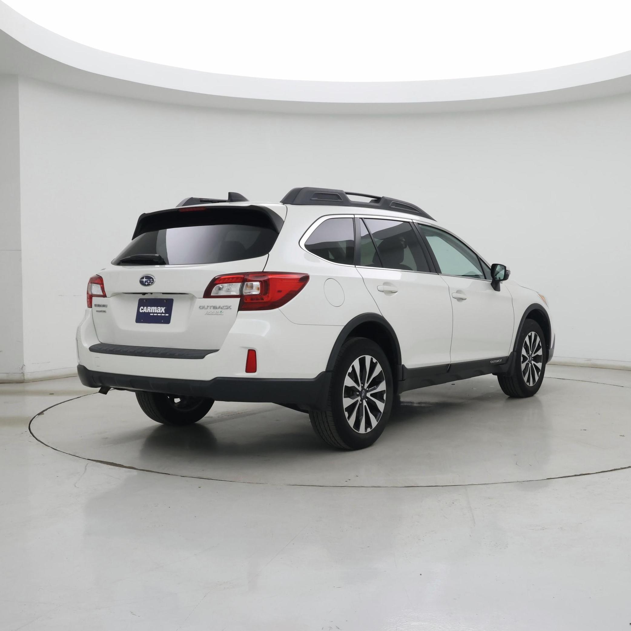 Thumbnail: 2016 Subaru Outback - 8