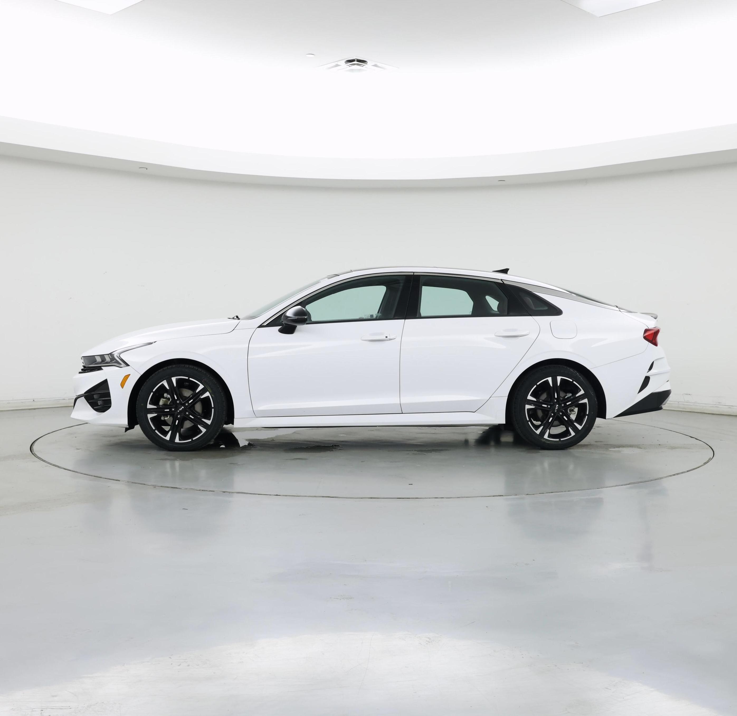 Thumbnail: 2023 Kia K5 - 3