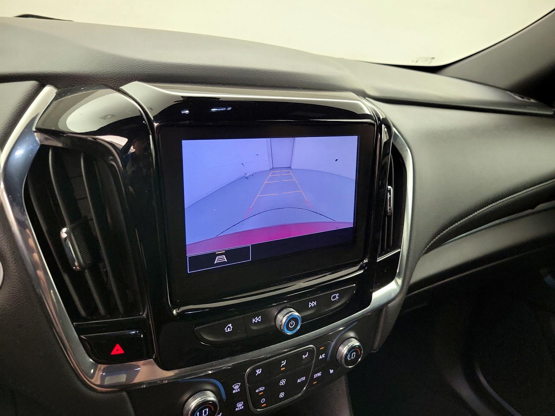 Thumbnail: 2023 Chevrolet Traverse - 14