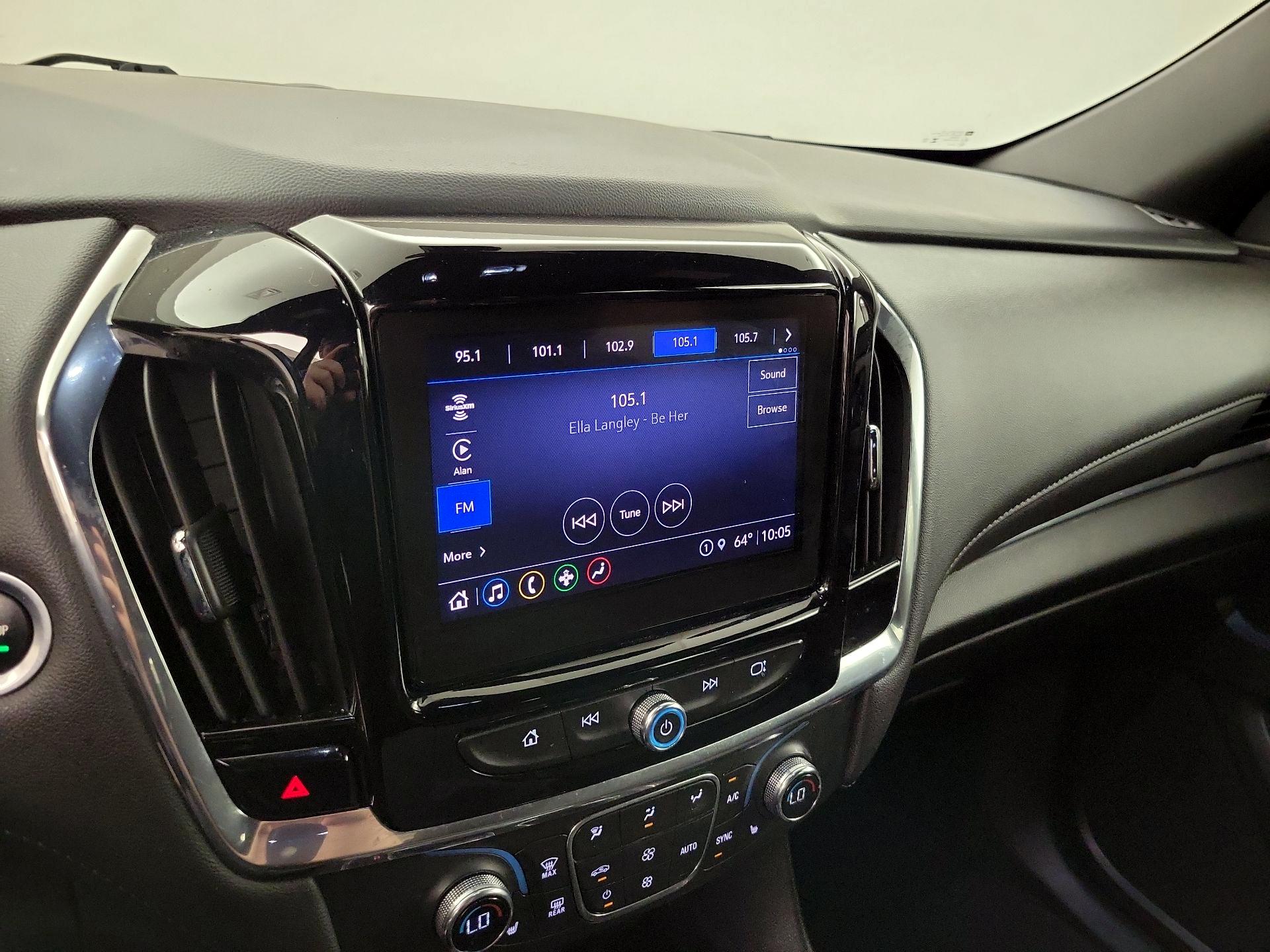 Thumbnail: 2023 Chevrolet Traverse - 15