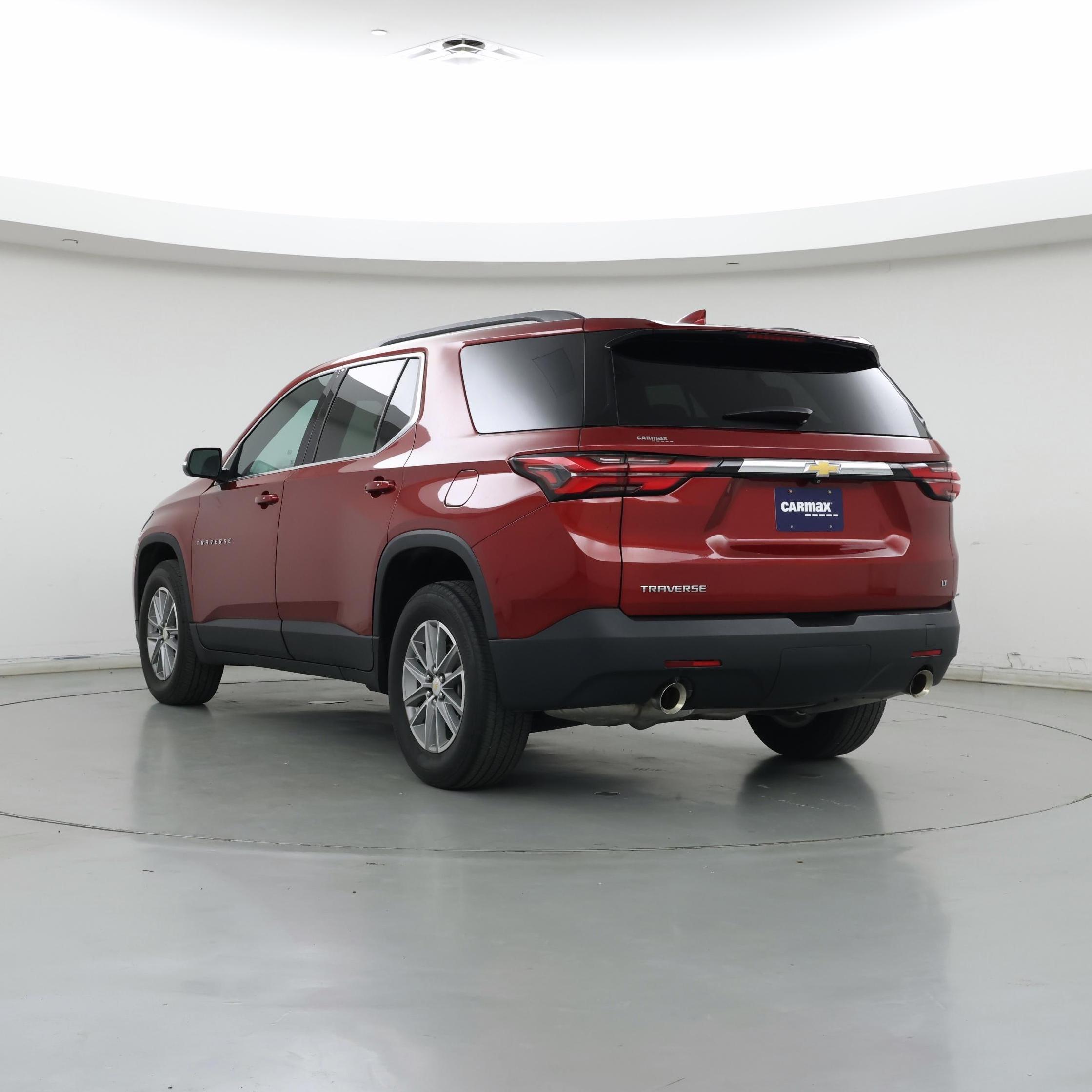 Thumbnail: 2023 Chevrolet Traverse - 2