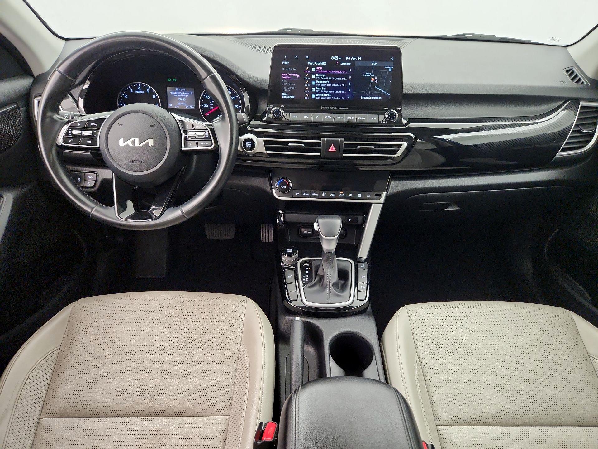 Thumbnail: 2022 Kia Seltos - 9