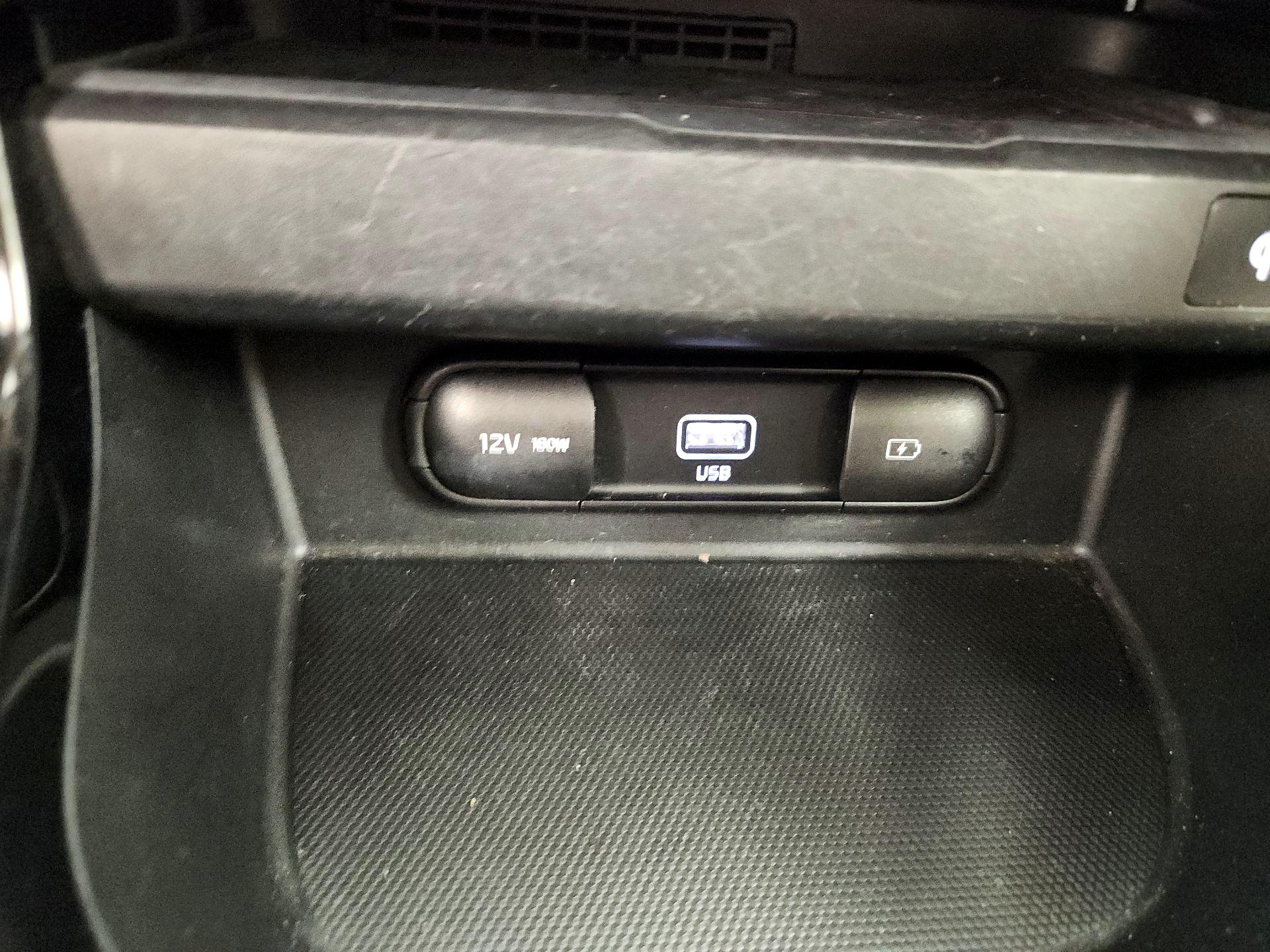 Thumbnail: 2022 Kia Seltos - 19