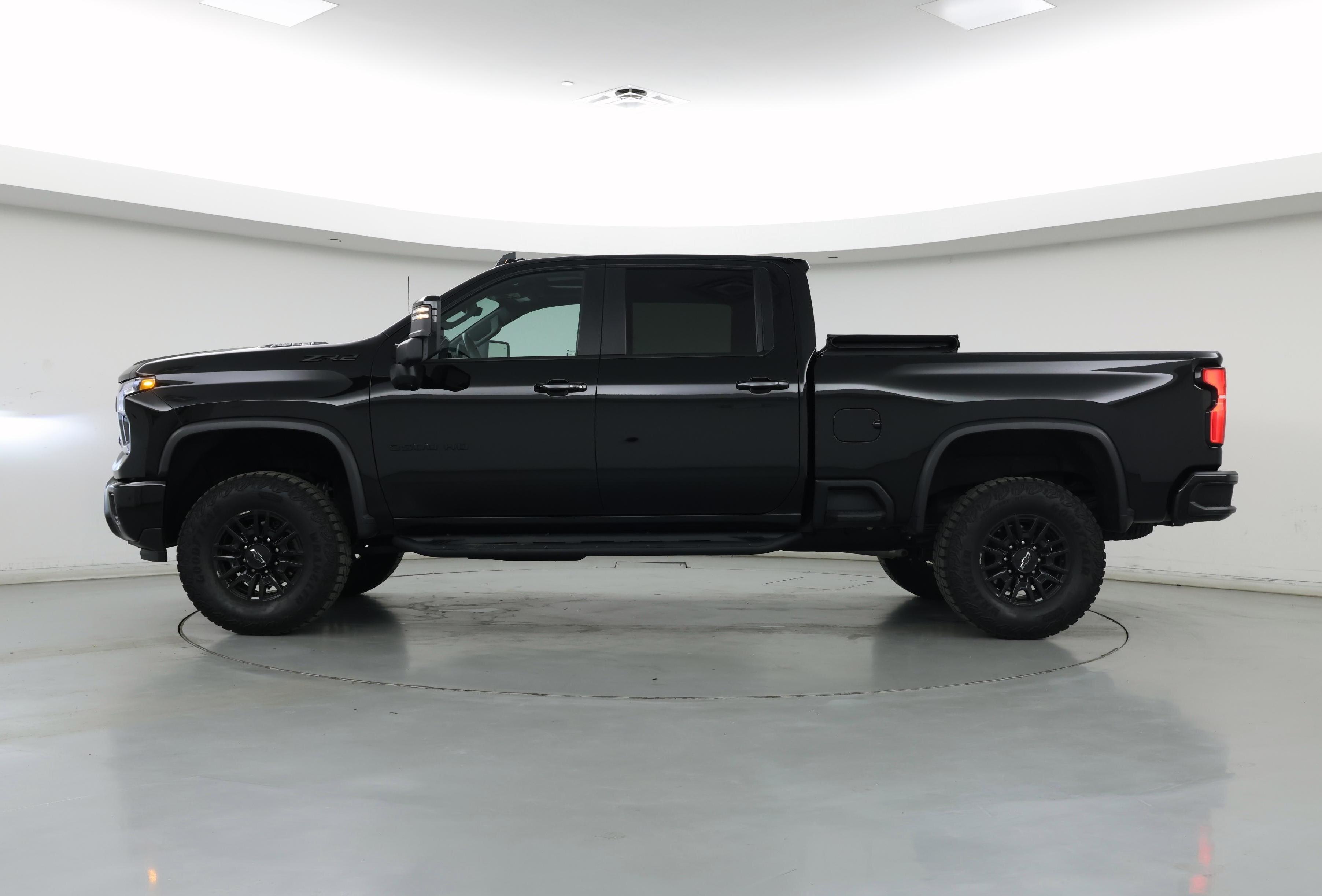 Thumbnail: 2024 Chevrolet Silverado 2500 - 3