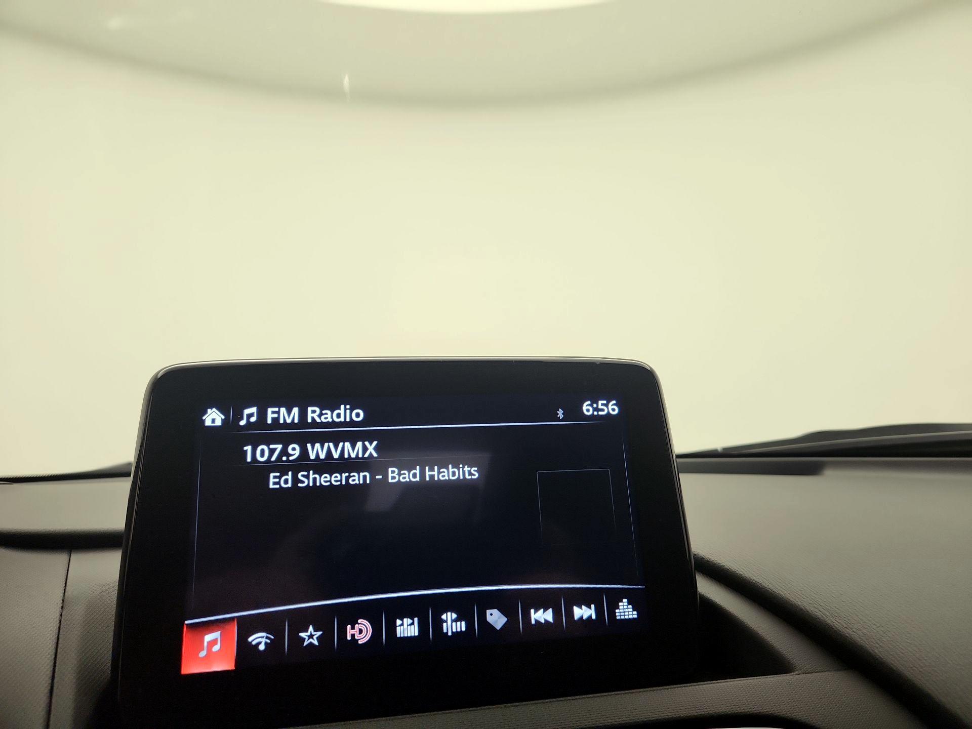 Thumbnail: 2023 Mazda MX-5 Miata - 16