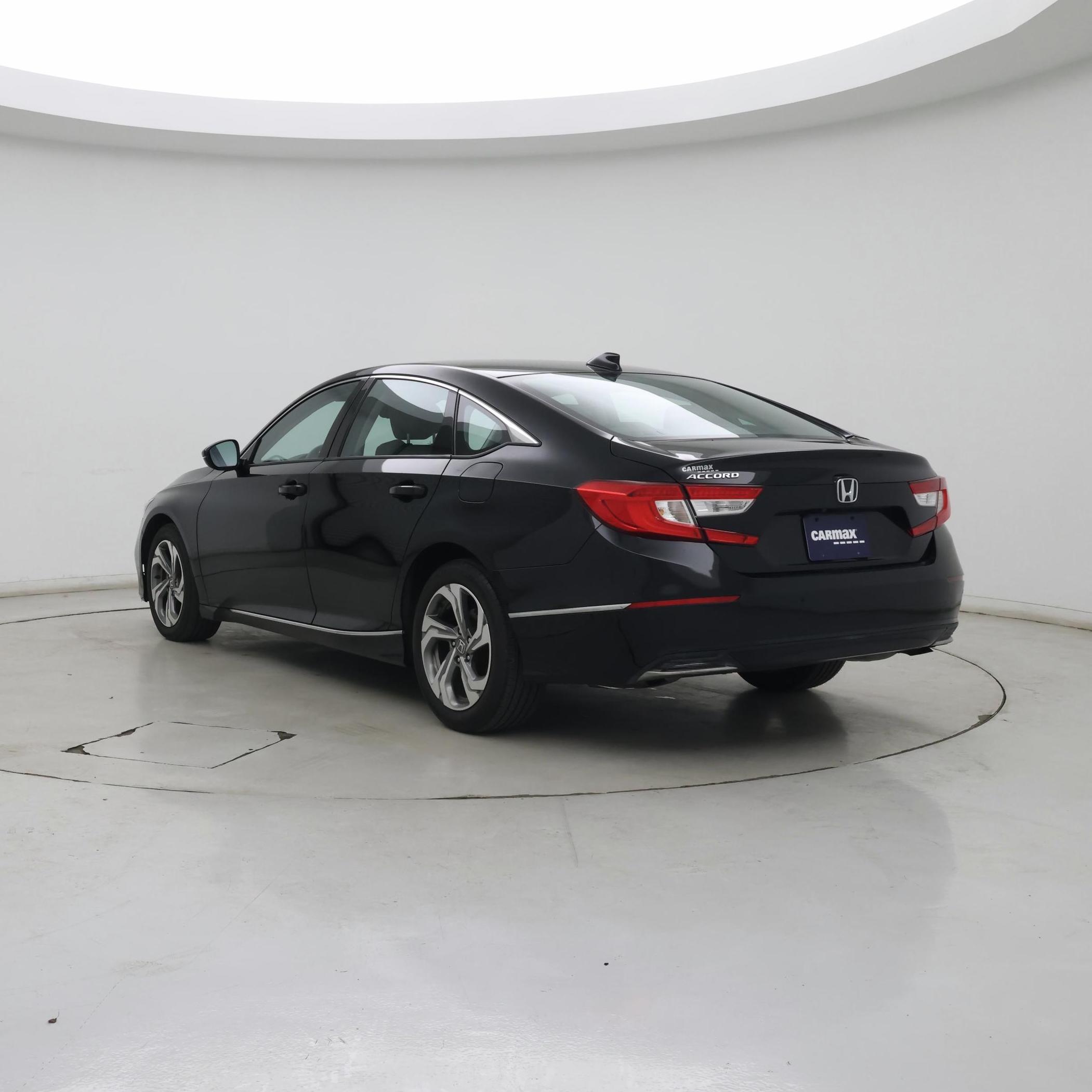 Thumbnail: 2018 Honda Accord - 2