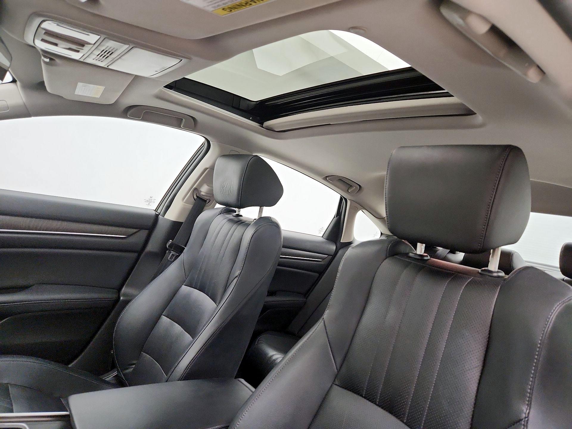 Thumbnail: 2018 Honda Accord - 20